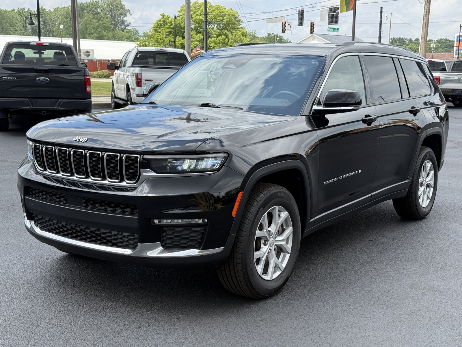 2021 Jeep Grand Cherokee Limited photo 4