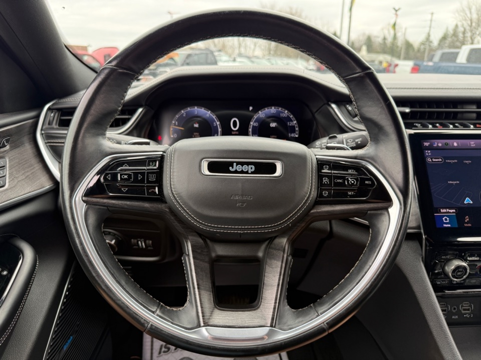 2021 Jeep Grand Cherokee L Overland 4x4, 39679, Photo