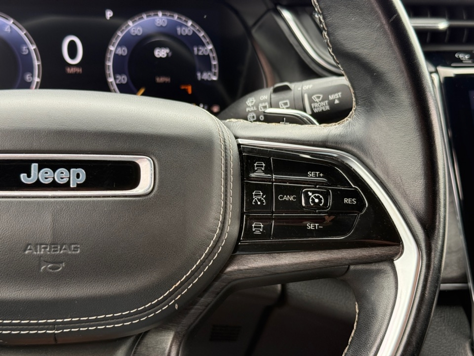 2021 Jeep Grand Cherokee L Overland 4x4, 39679, Photo