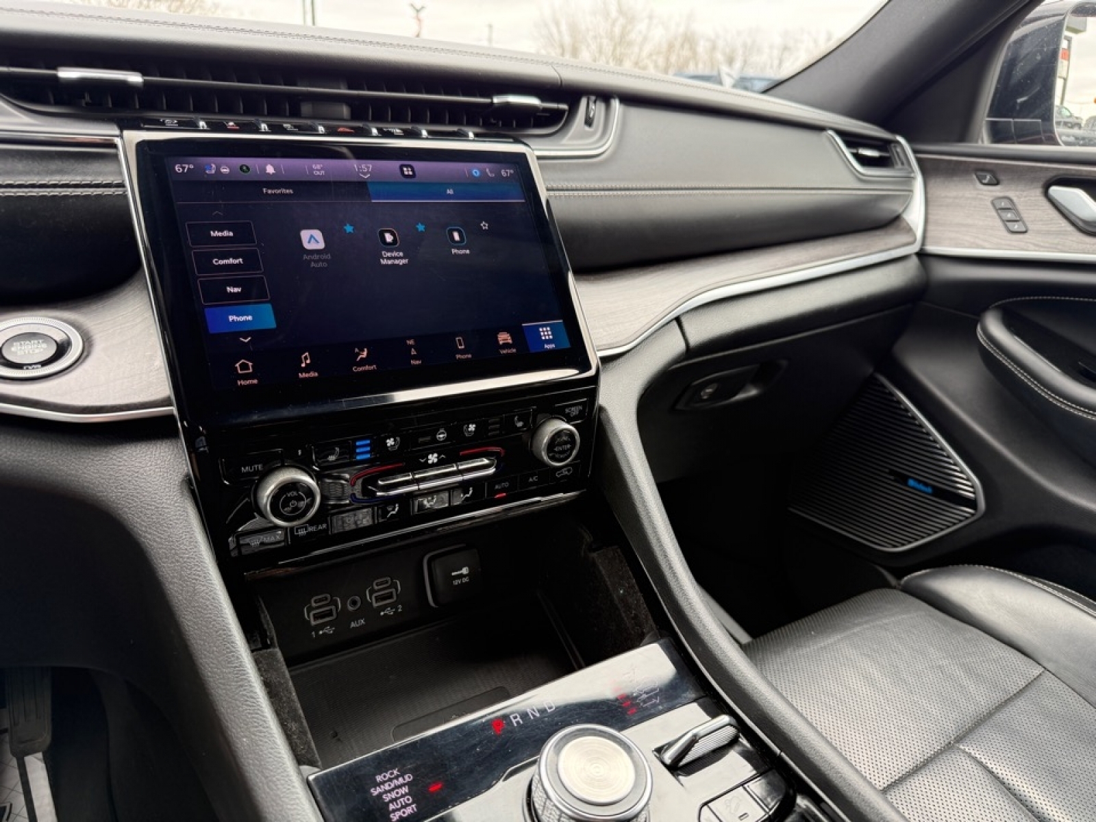 2021 Jeep Grand Cherokee L Overland 4x4, 39679, Photo