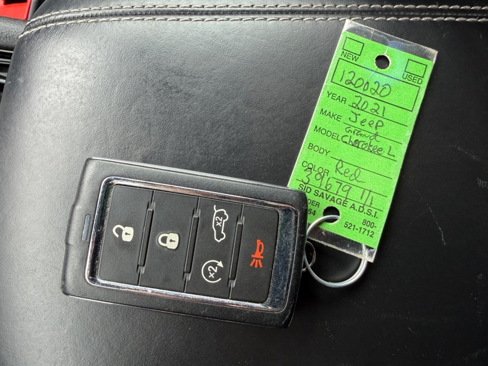 2021 Jeep Grand Cherokee L Overland 4x4, 39679, Photo