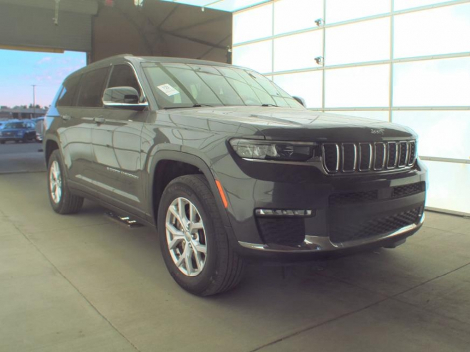 2021 Jeep Grand Cherokee L Limited 4x4, 39880, Photo