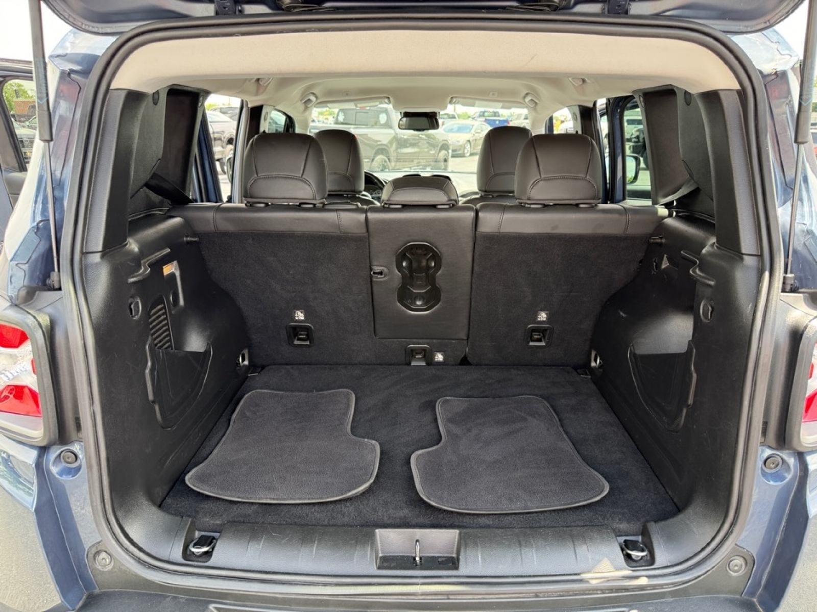 2021 Jeep Renegade Limited 4X4, 38435, Photo