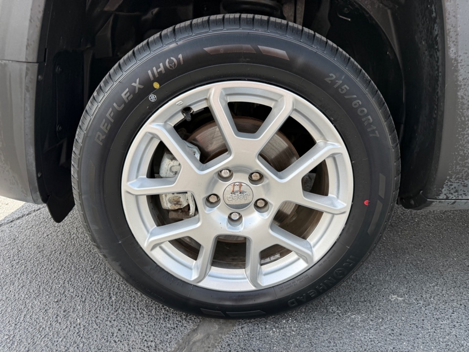 2021 Jeep Renegade Limited 4X4, 38435, Photo