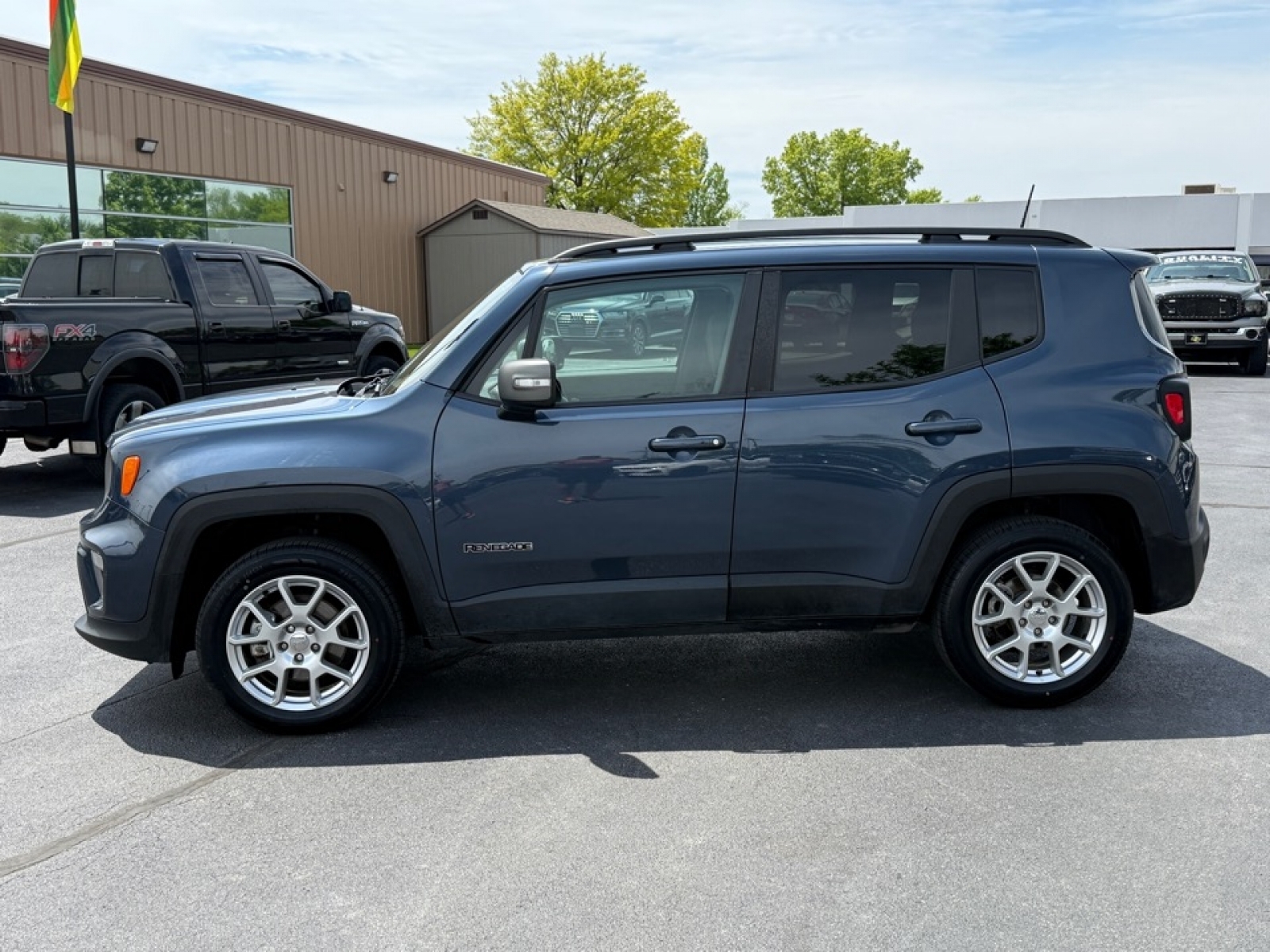 2021 Jeep Renegade Limited 4X4, 38435, Photo