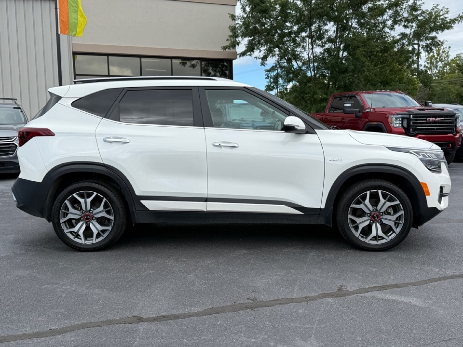 2021 Kia Seltos SX photo 9
