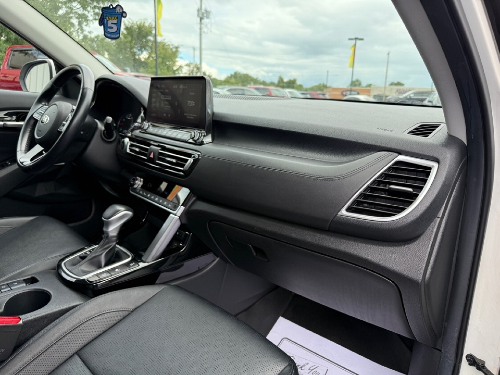 2021 Kia Seltos SX photo 12