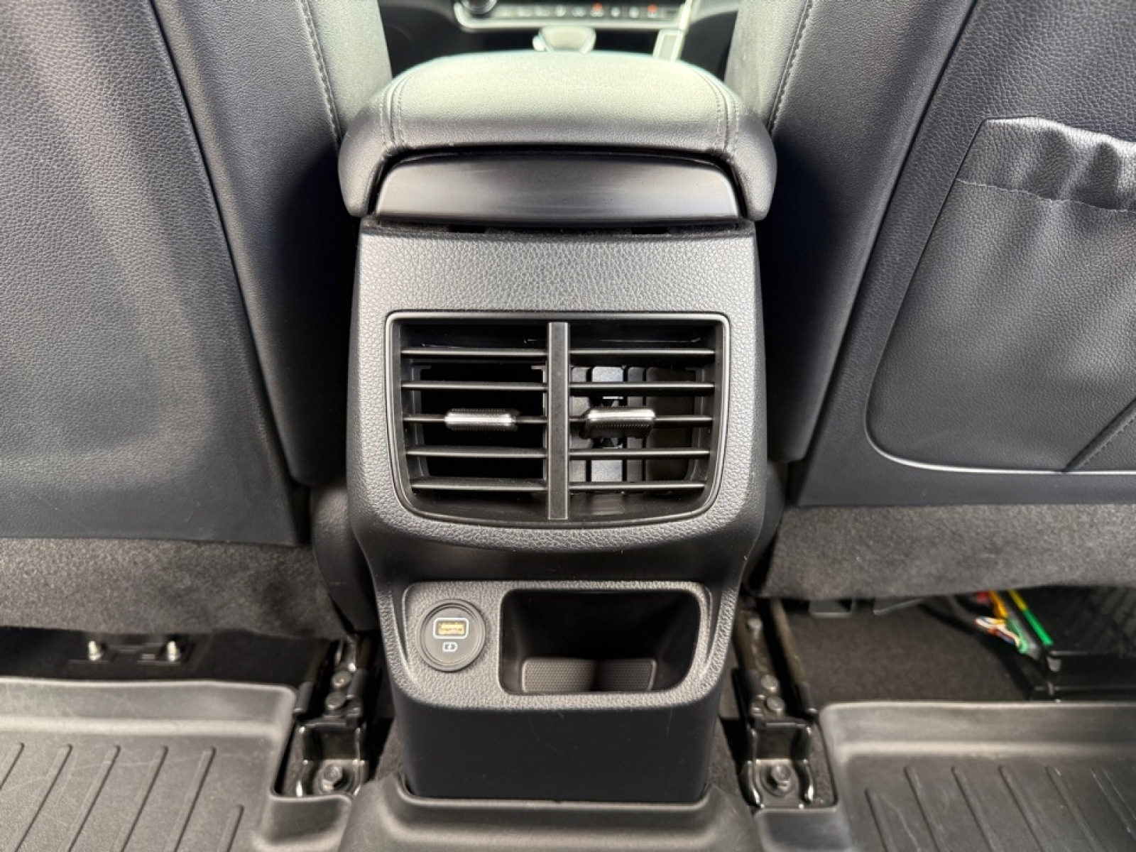 2021 Kia Seltos SX photo 32