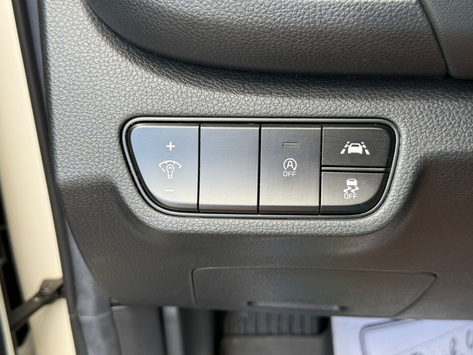2021 Kia Seltos SX photo 34