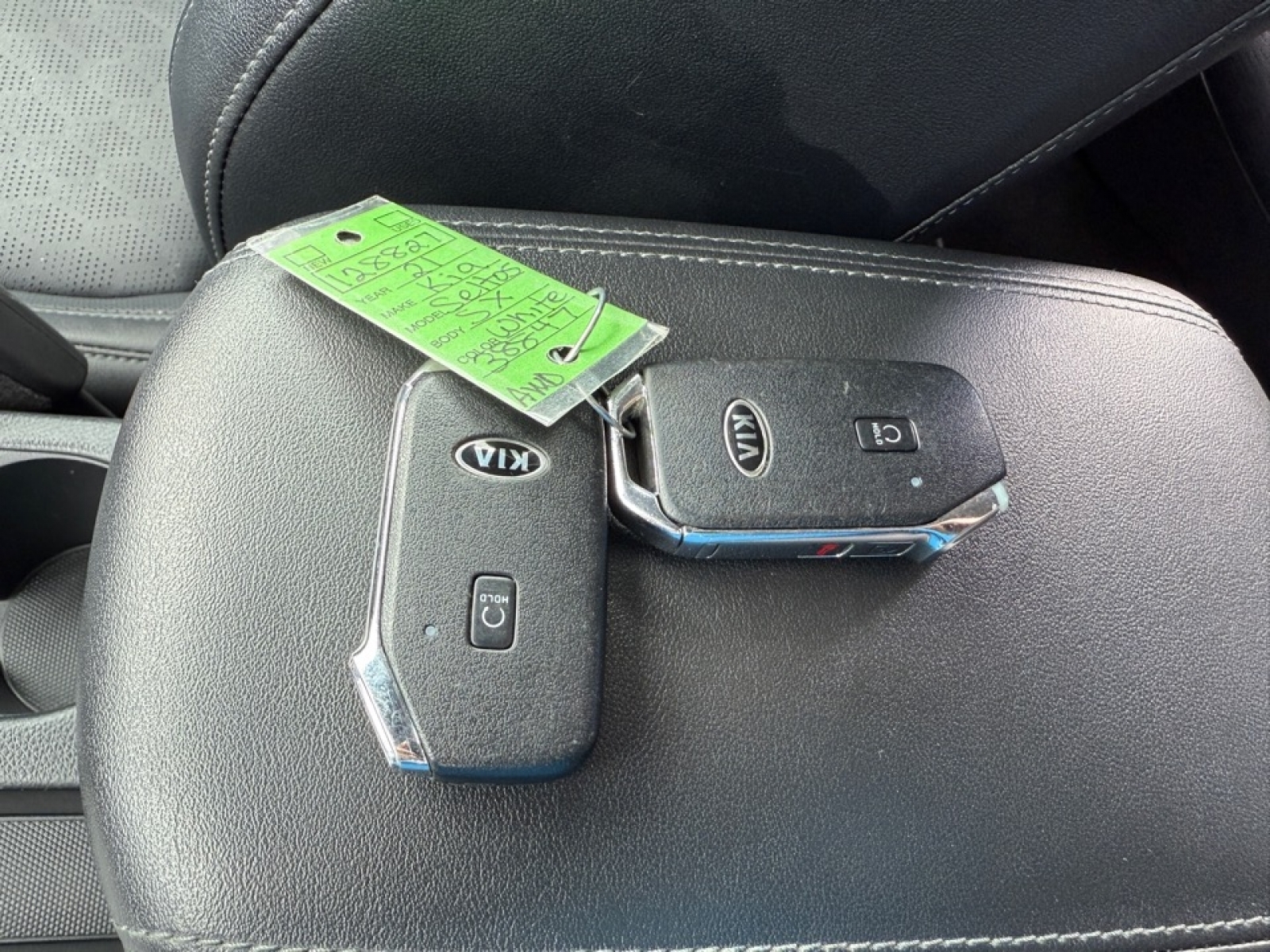 2021 Kia Seltos SX Turbo, 38847, Photo