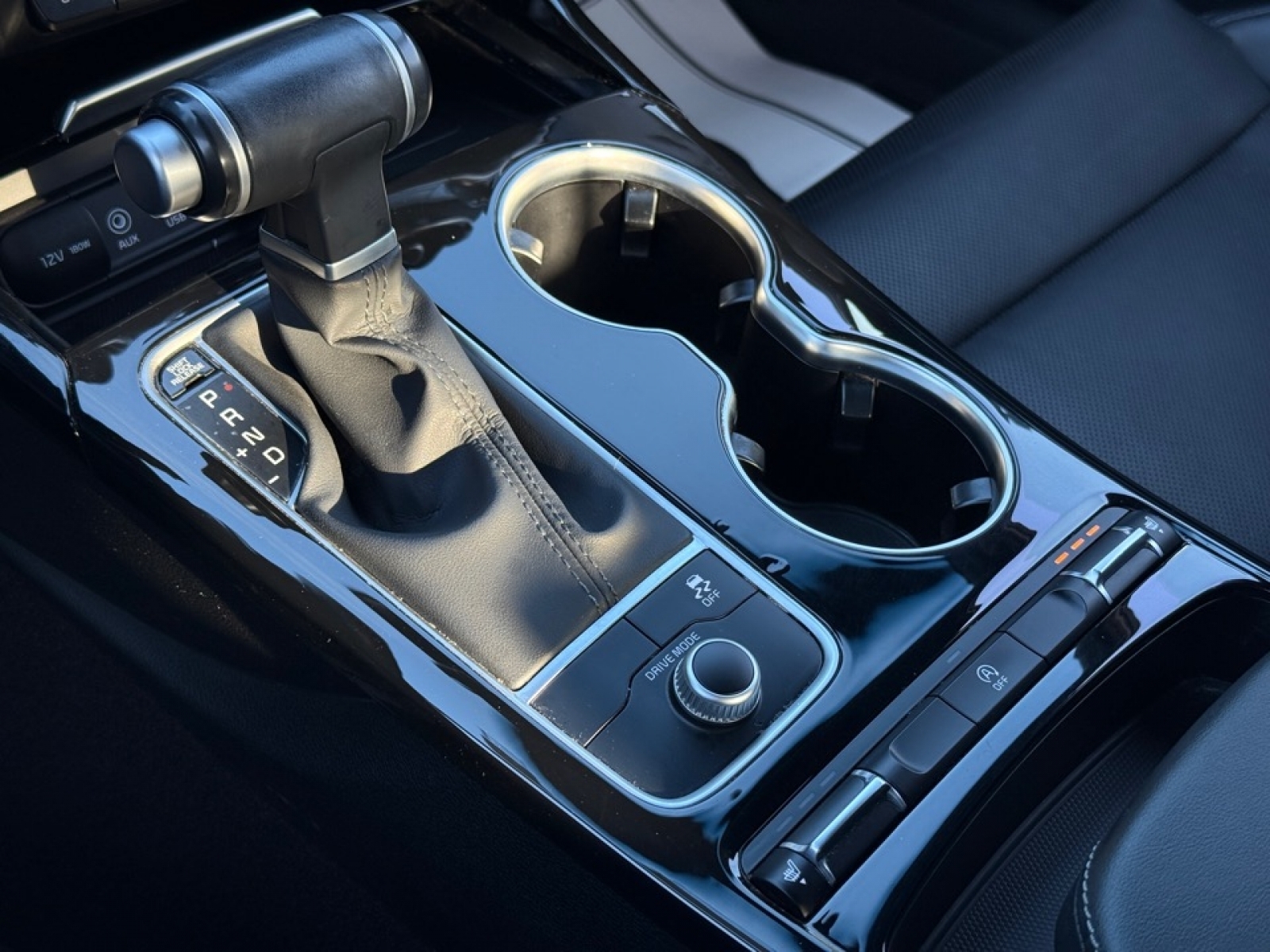 2021 Kia Stinger GT-Line, 39234, Photo