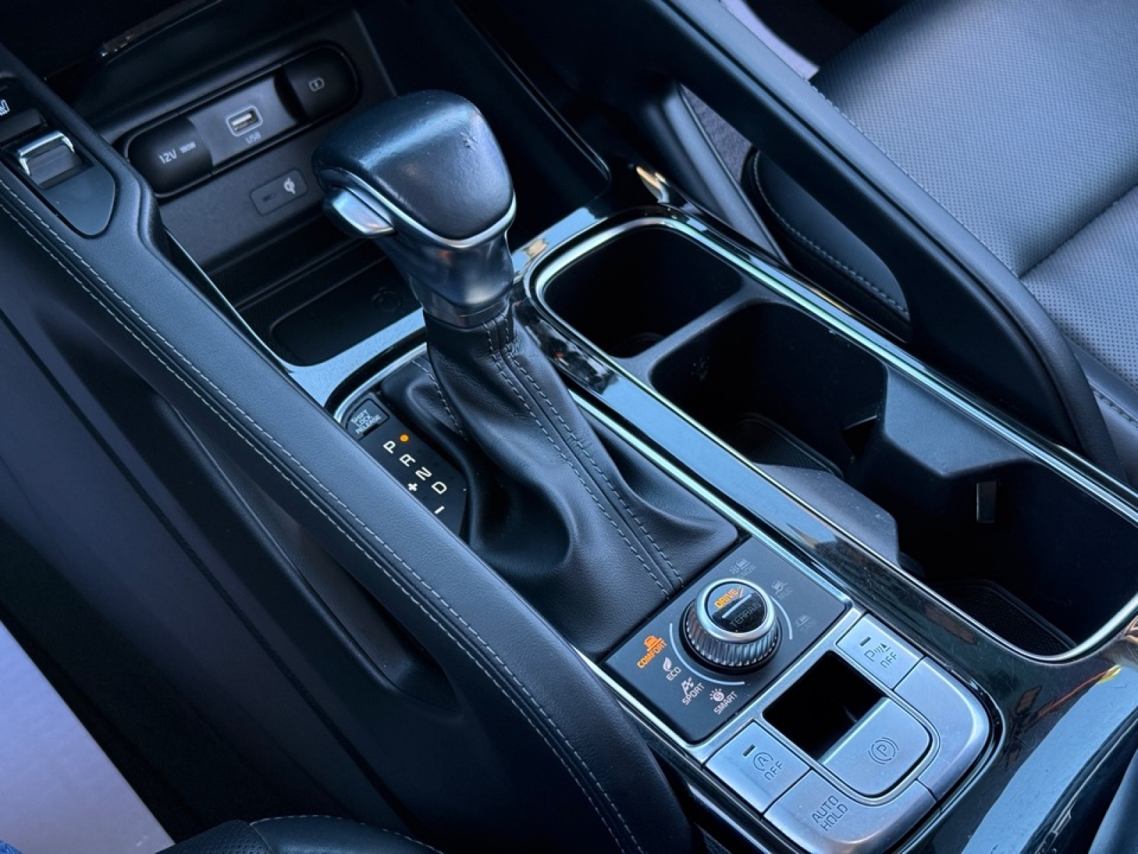 2021 Kia Telluride EX, 39272, Photo