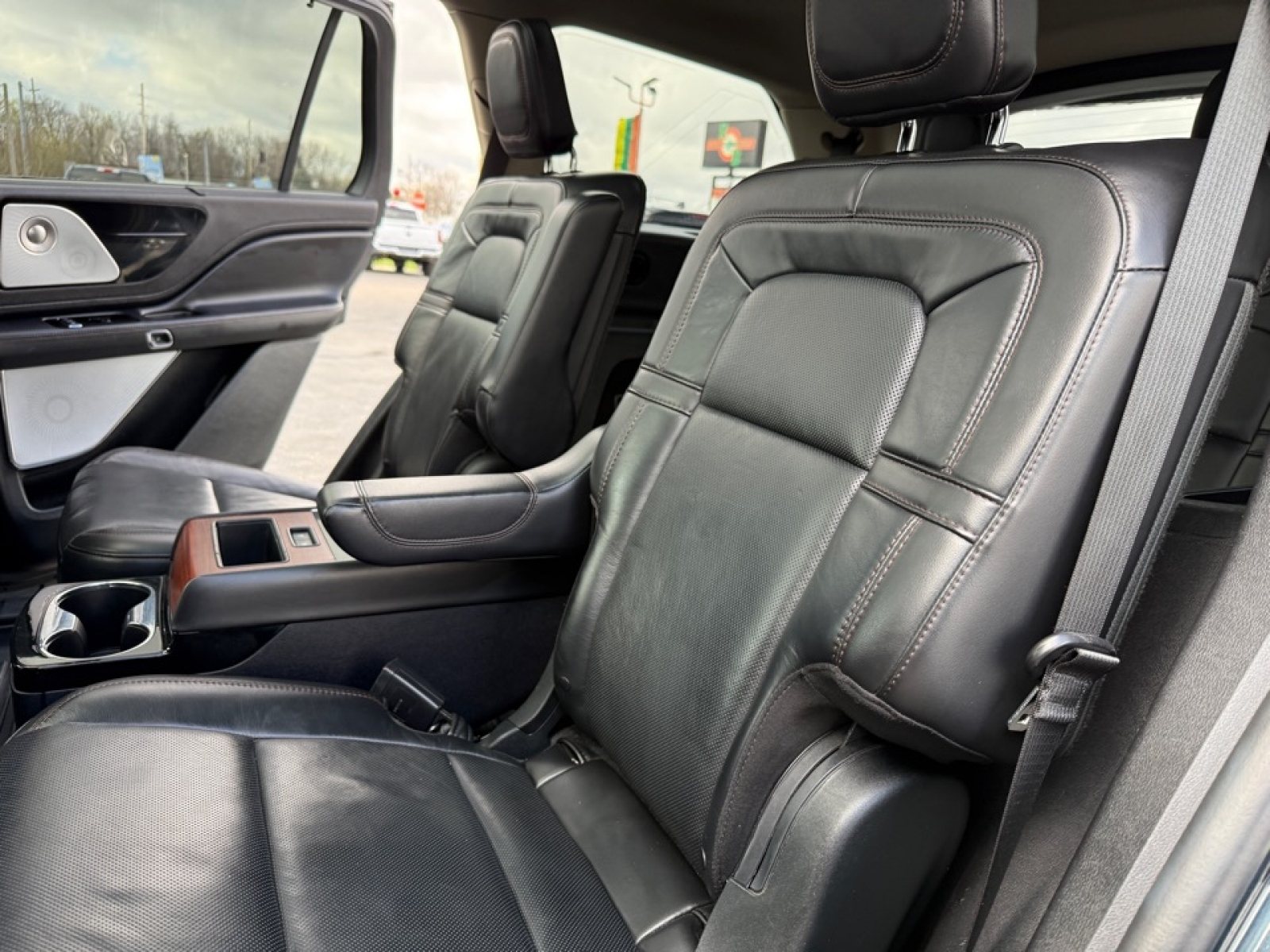 2021 Lincoln Aviator Reserve, 39723, Photo