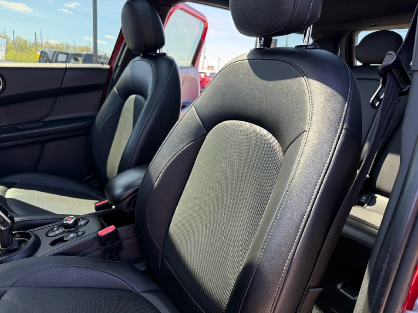 2021 MINI Countryman Oxford Edition, 39777, Photo