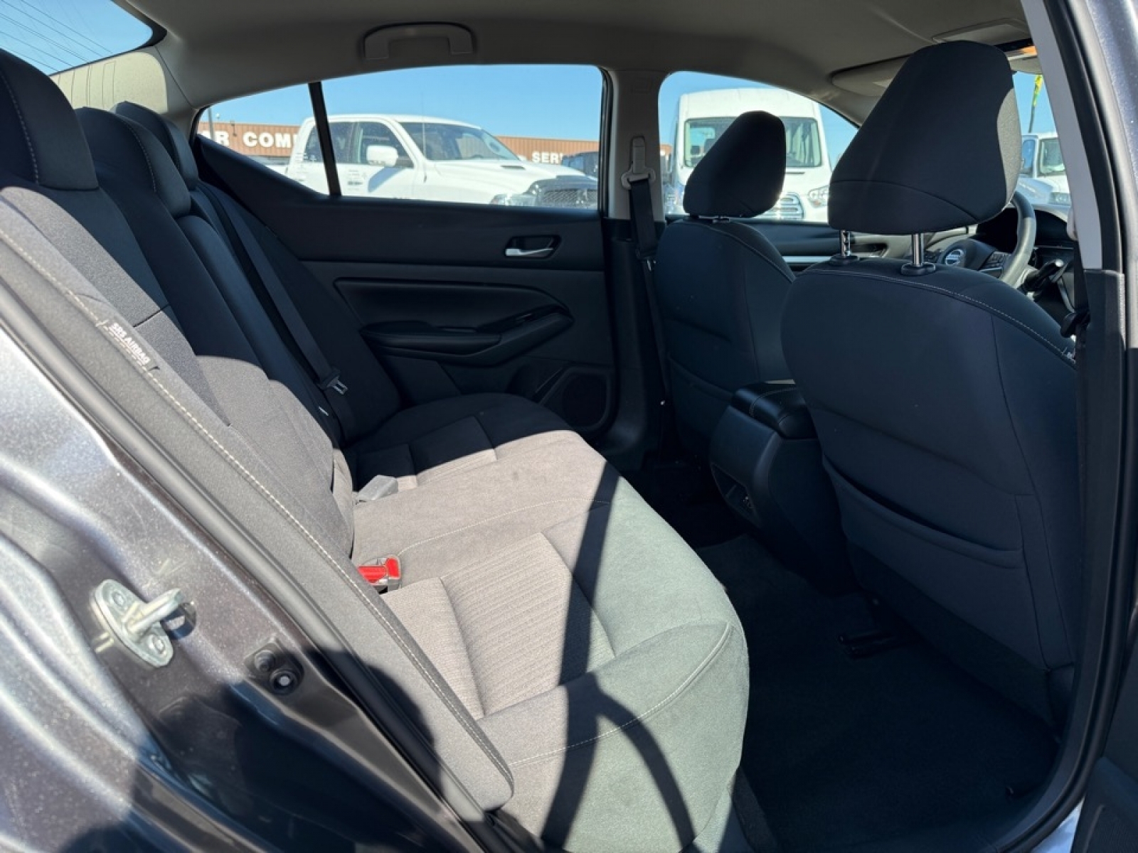 2021 Nissan Altima SV FWD, 39479, Photo