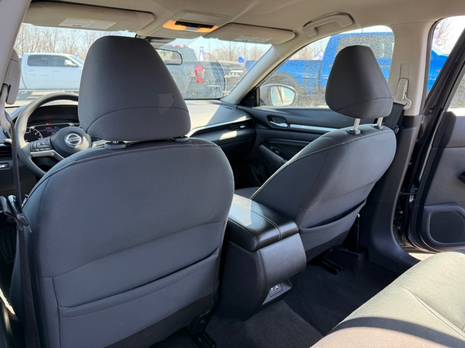 2021 Nissan Altima SV FWD, 39479, Photo