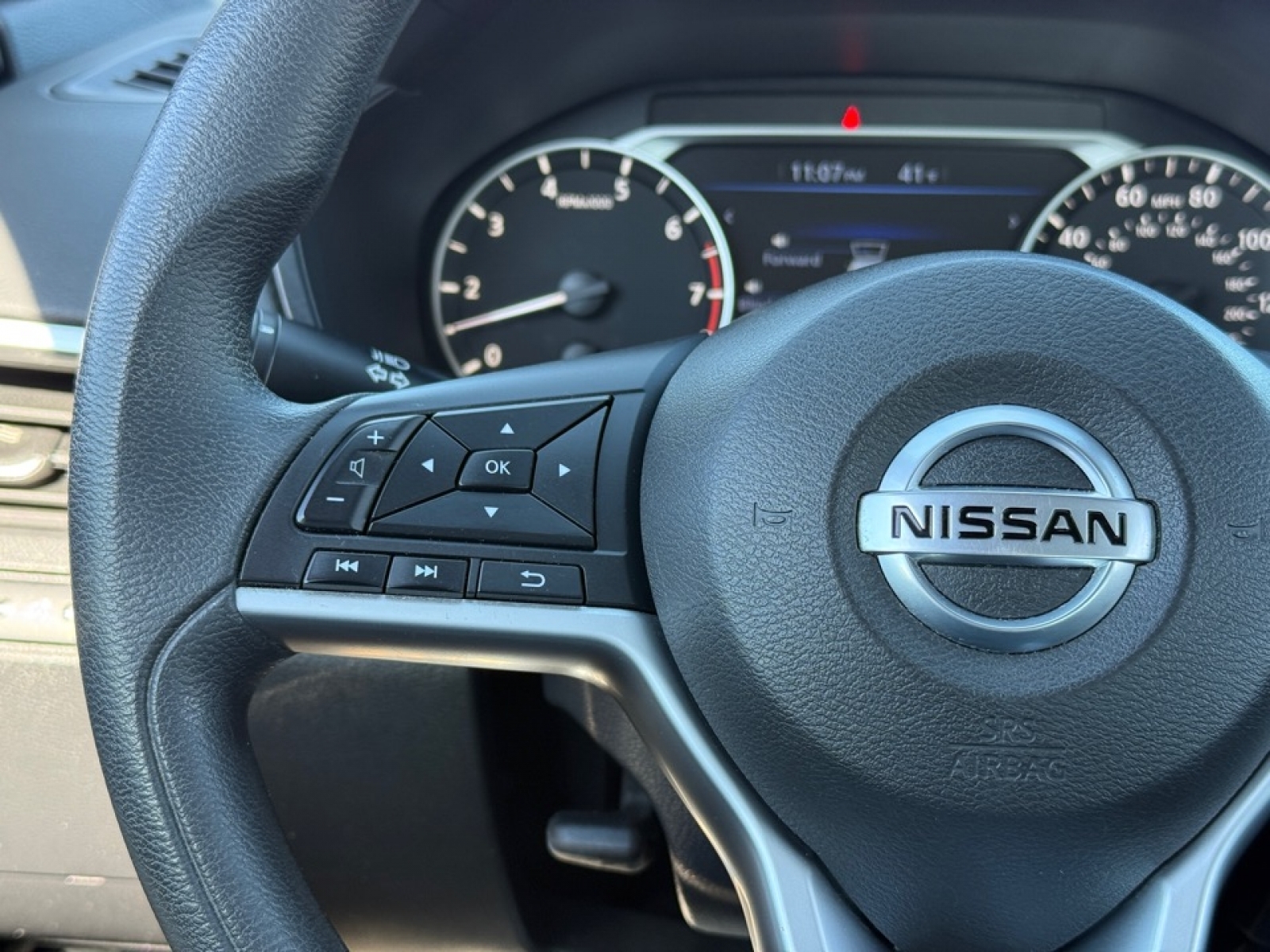 2021 Nissan Altima SV FWD, 39479, Photo