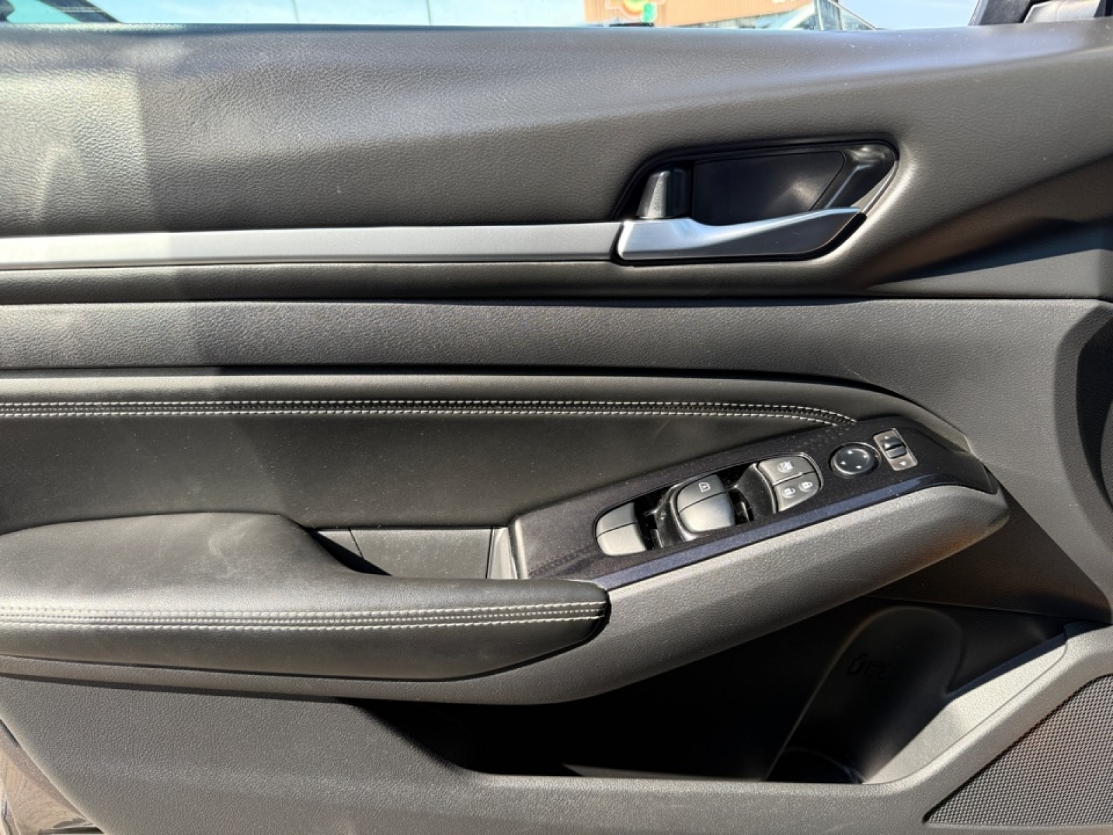 2021 Nissan Altima SV FWD, 39479, Photo