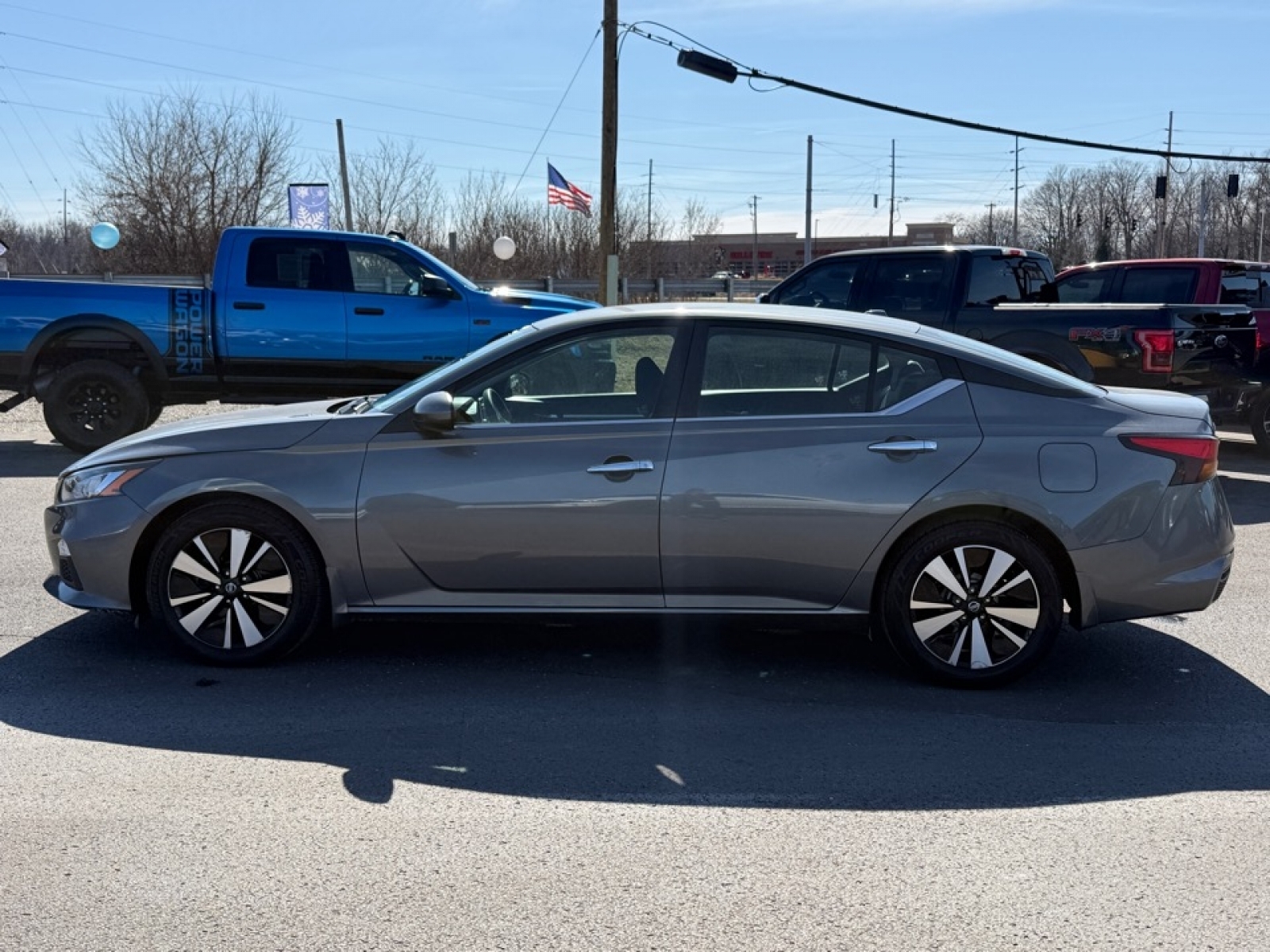 2021 Nissan Altima SV FWD, 39479, Photo