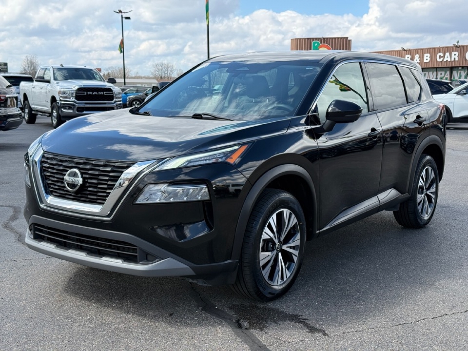 2021 Nissan Rogue SV Intelligent AWD, 39752, Photo