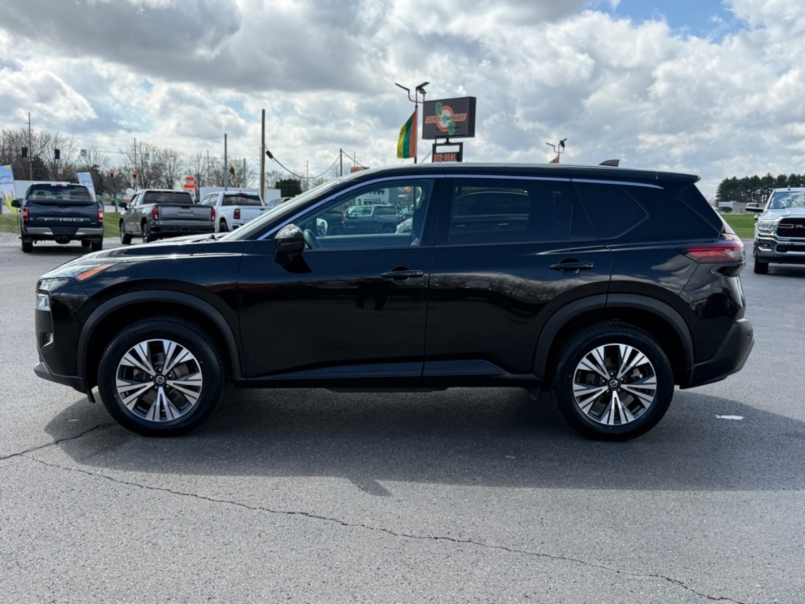 2021 Nissan Rogue SV Intelligent AWD, 39752, Photo