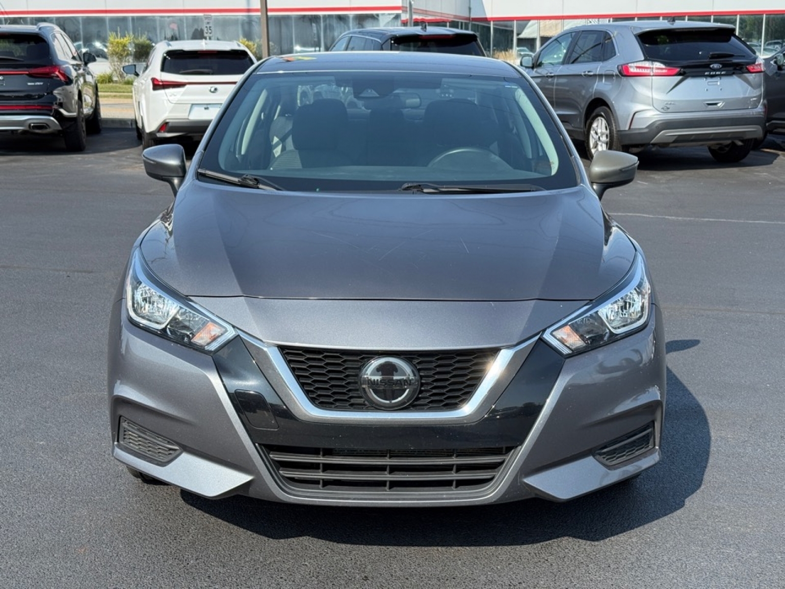 2021 Nissan Versa SV photo 2