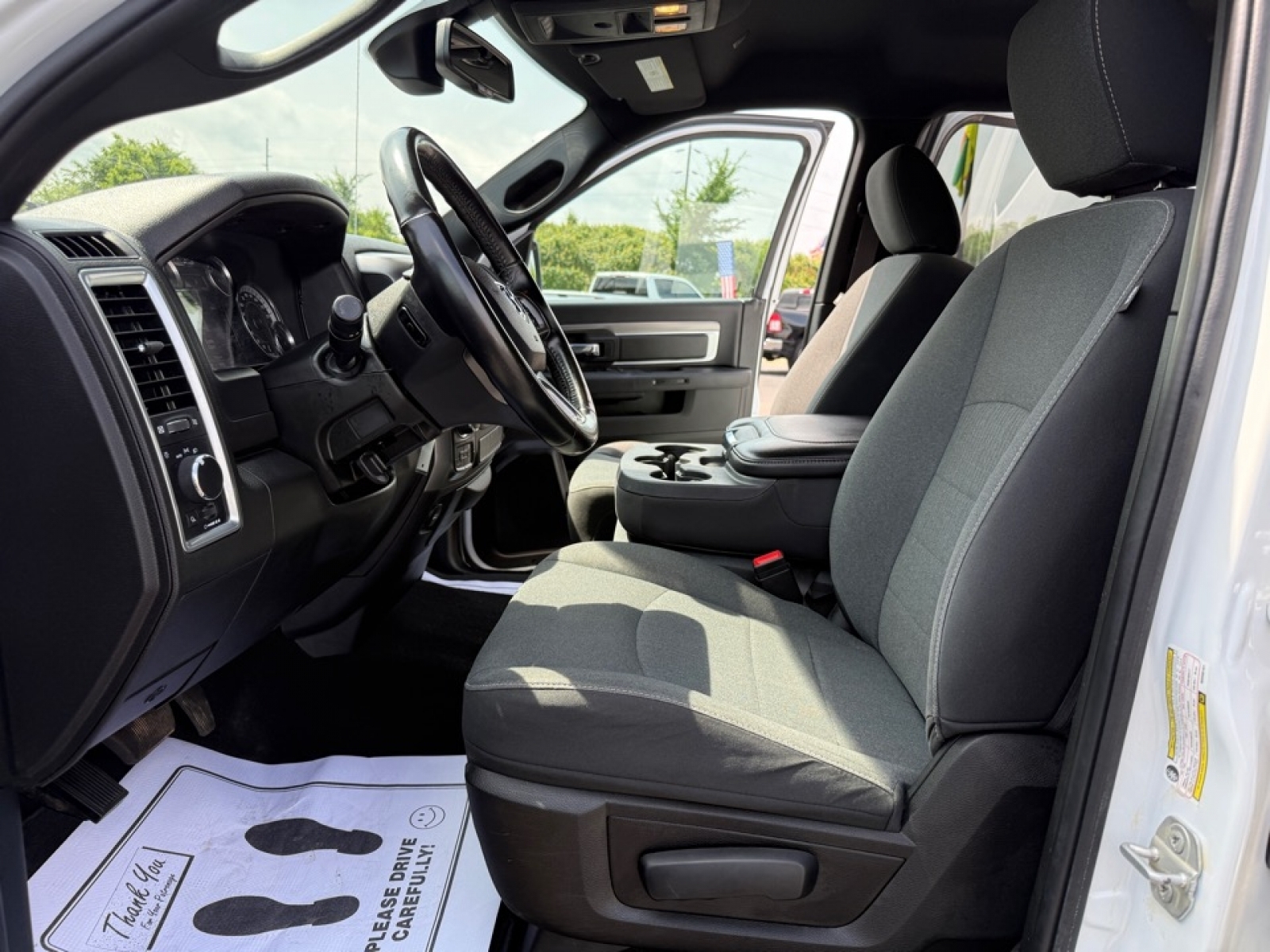 2021 Ram 1500 Classic SLT, 38537, Photo