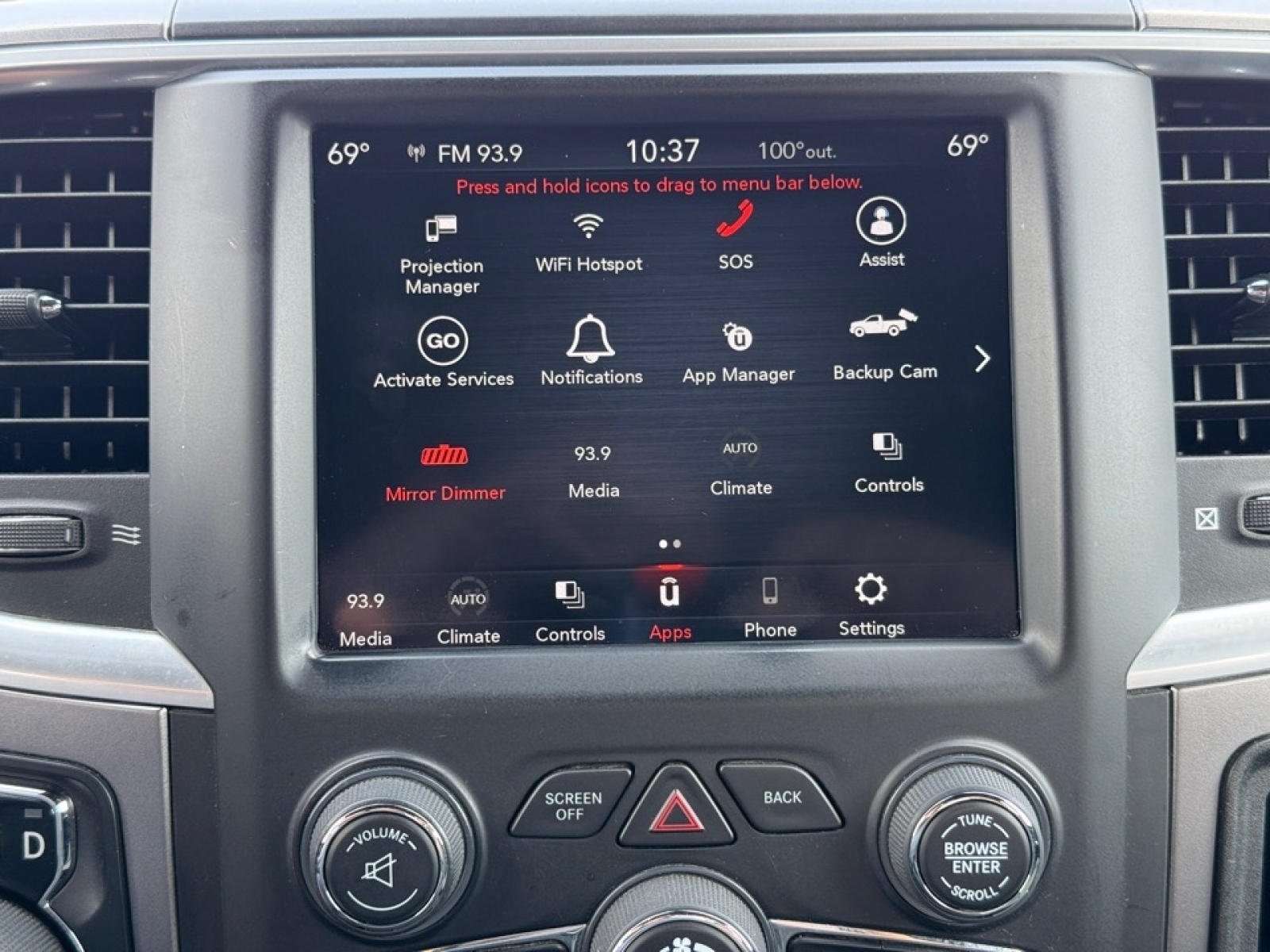 2021 Ram 1500 Classic SLT, 38537, Photo