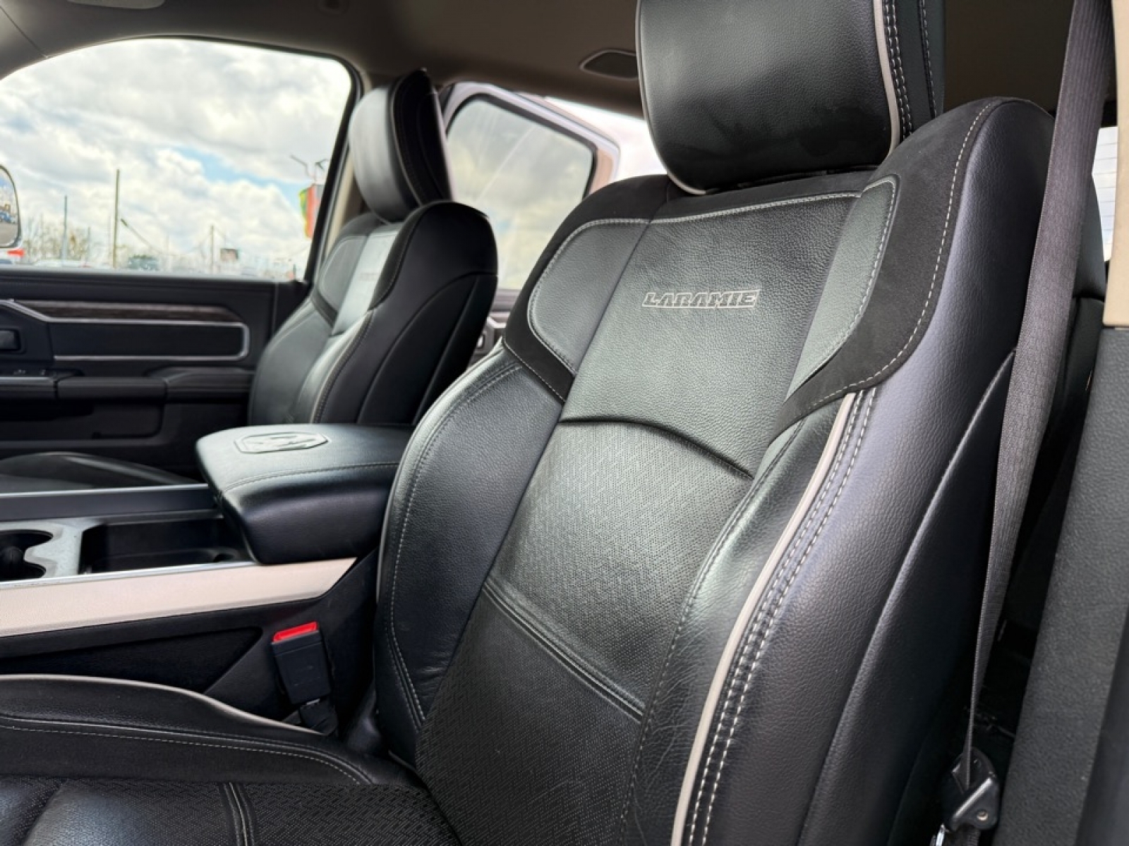 2021 Ram 2500 Laramie Crew Cab 4x4 6'4