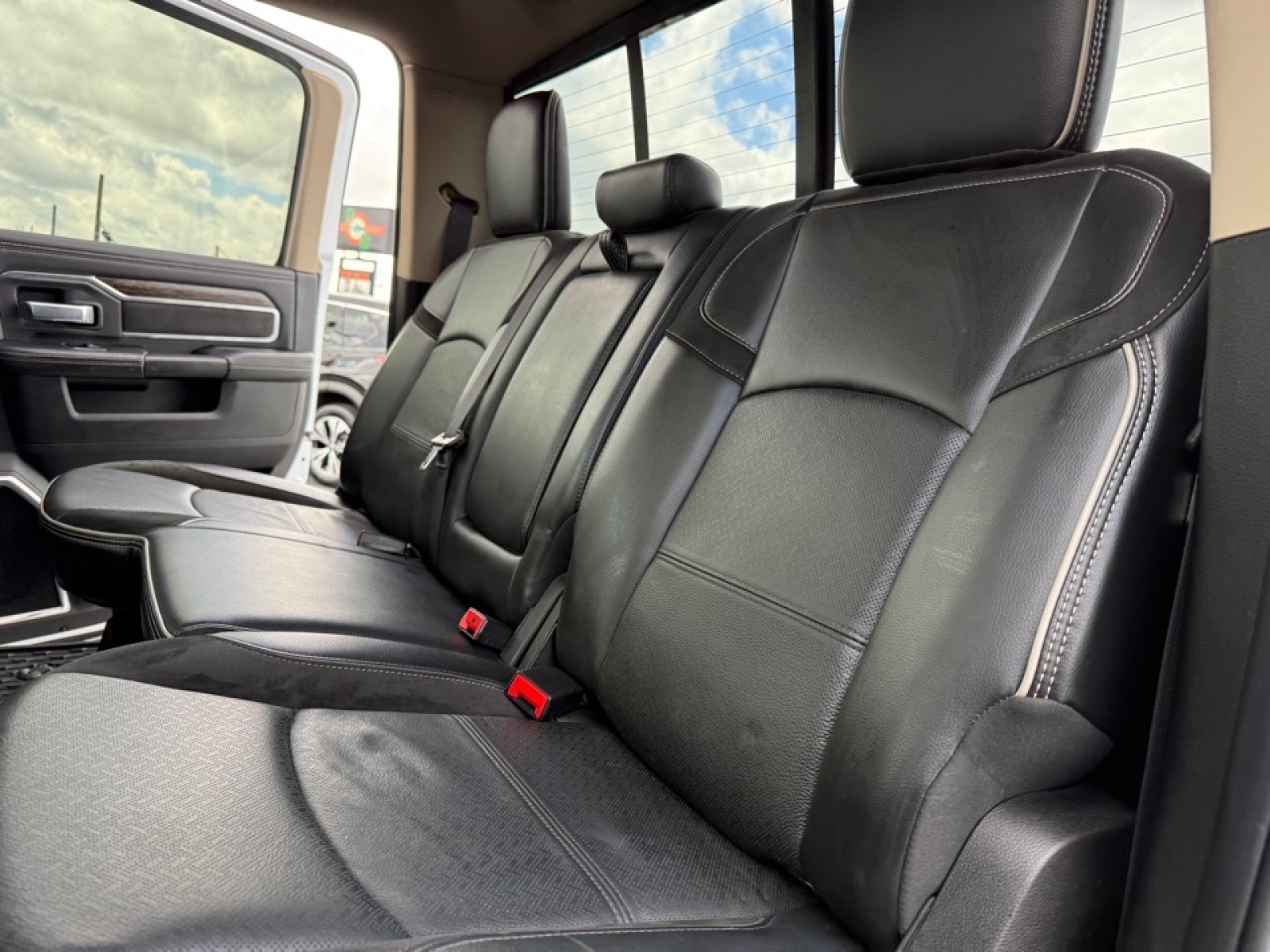 2021 Ram 2500 Laramie Crew Cab 4x4 6'4