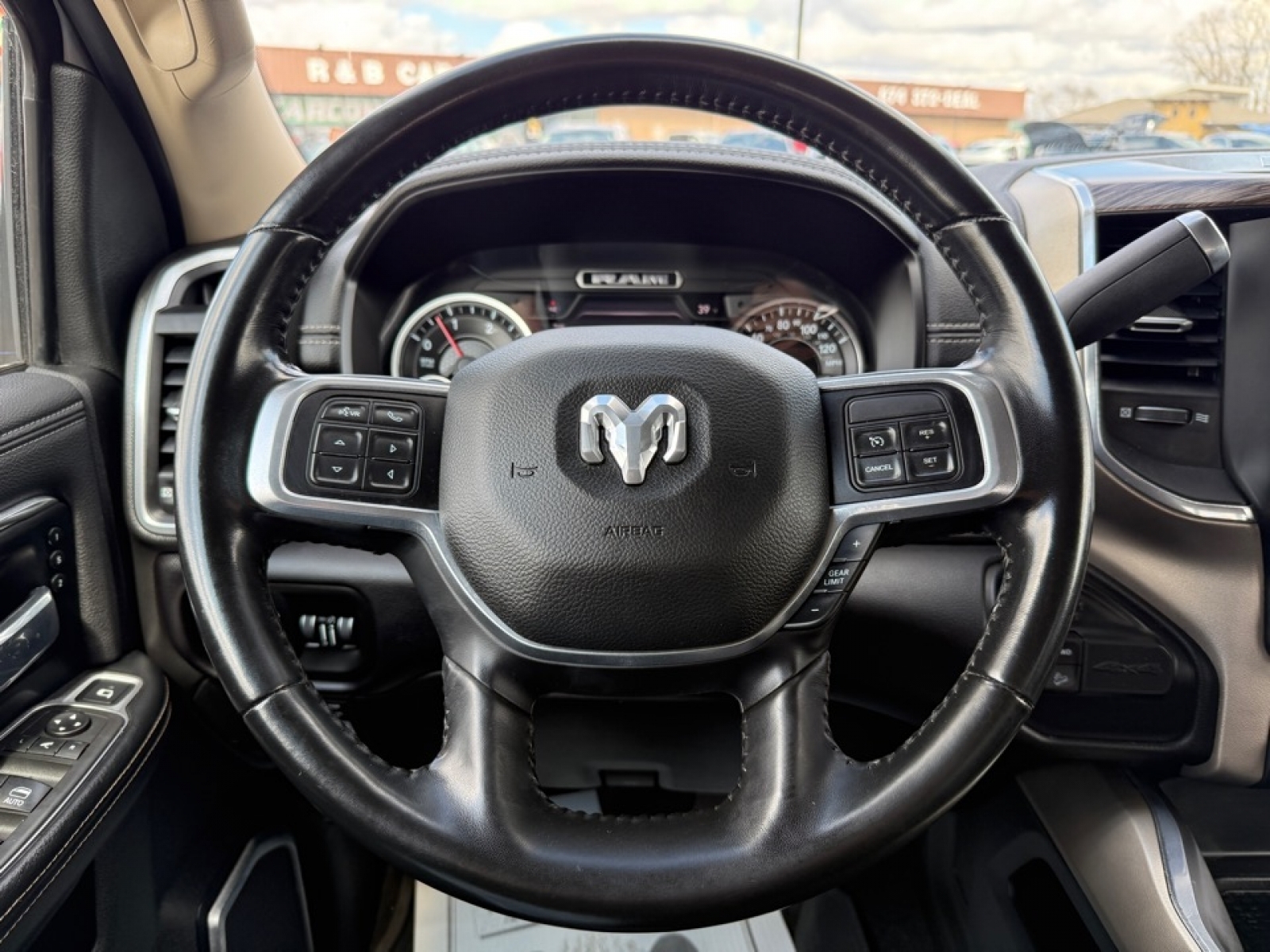 2021 Ram 2500 Laramie Crew Cab 4x4 6'4