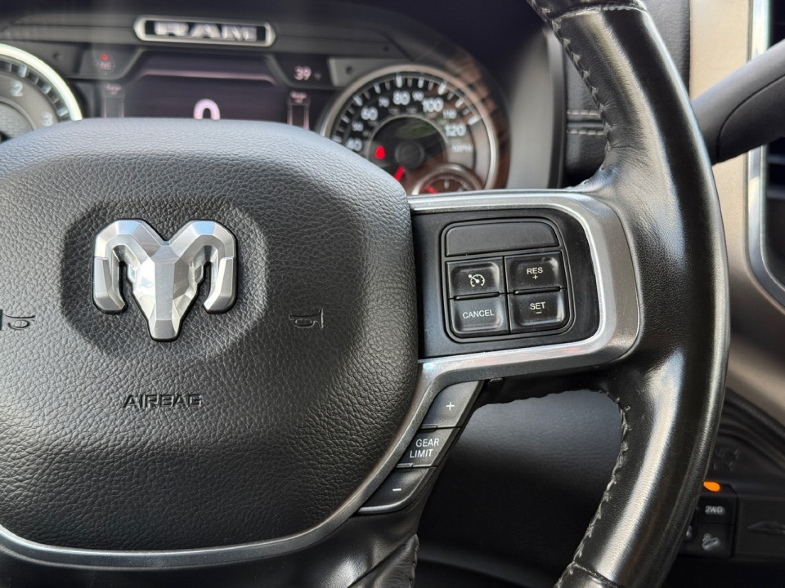 2021 Ram 2500 Laramie Crew Cab 4x4 6'4