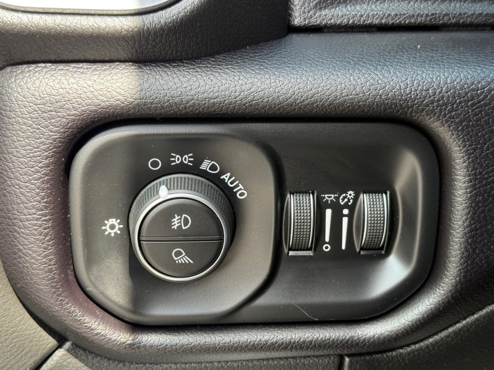 2021 Ram 2500 Laramie Crew Cab 4x4 6'4