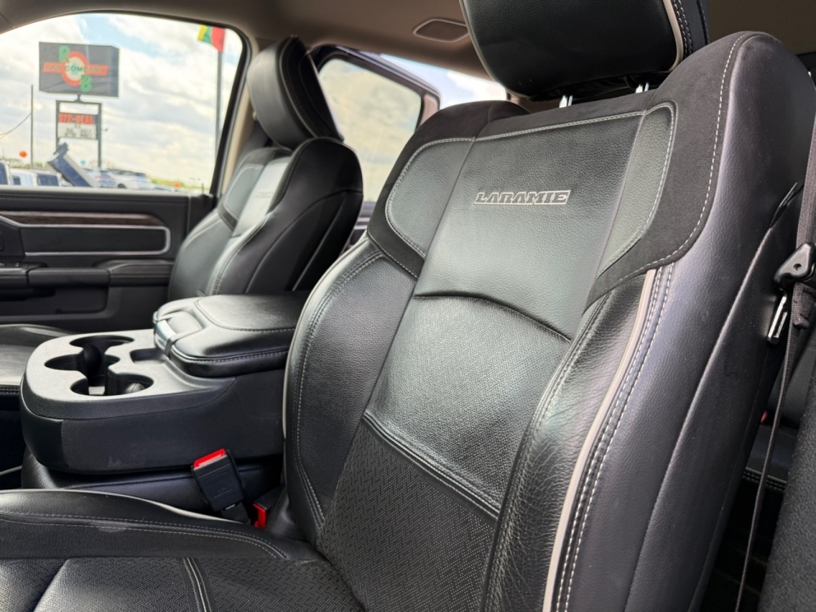 2021 Ram 2500 Laramie Crew Cab 4x4 8' Box, 39889, Photo