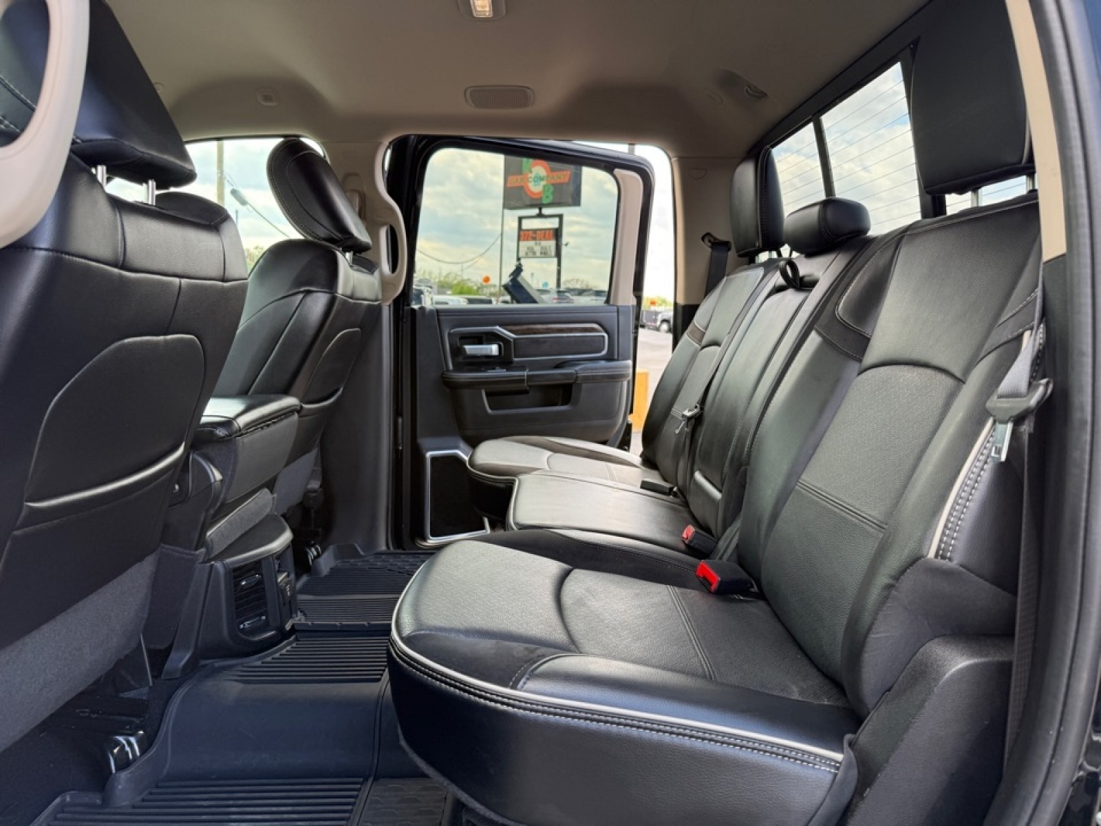 2021 Ram 2500 Laramie Crew Cab 4x4 8' Box, 39889, Photo