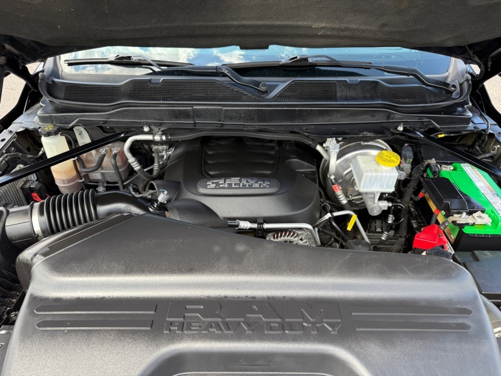 2021 Ram 2500 Laramie Crew Cab 4x4 8' Box, 39889, Photo