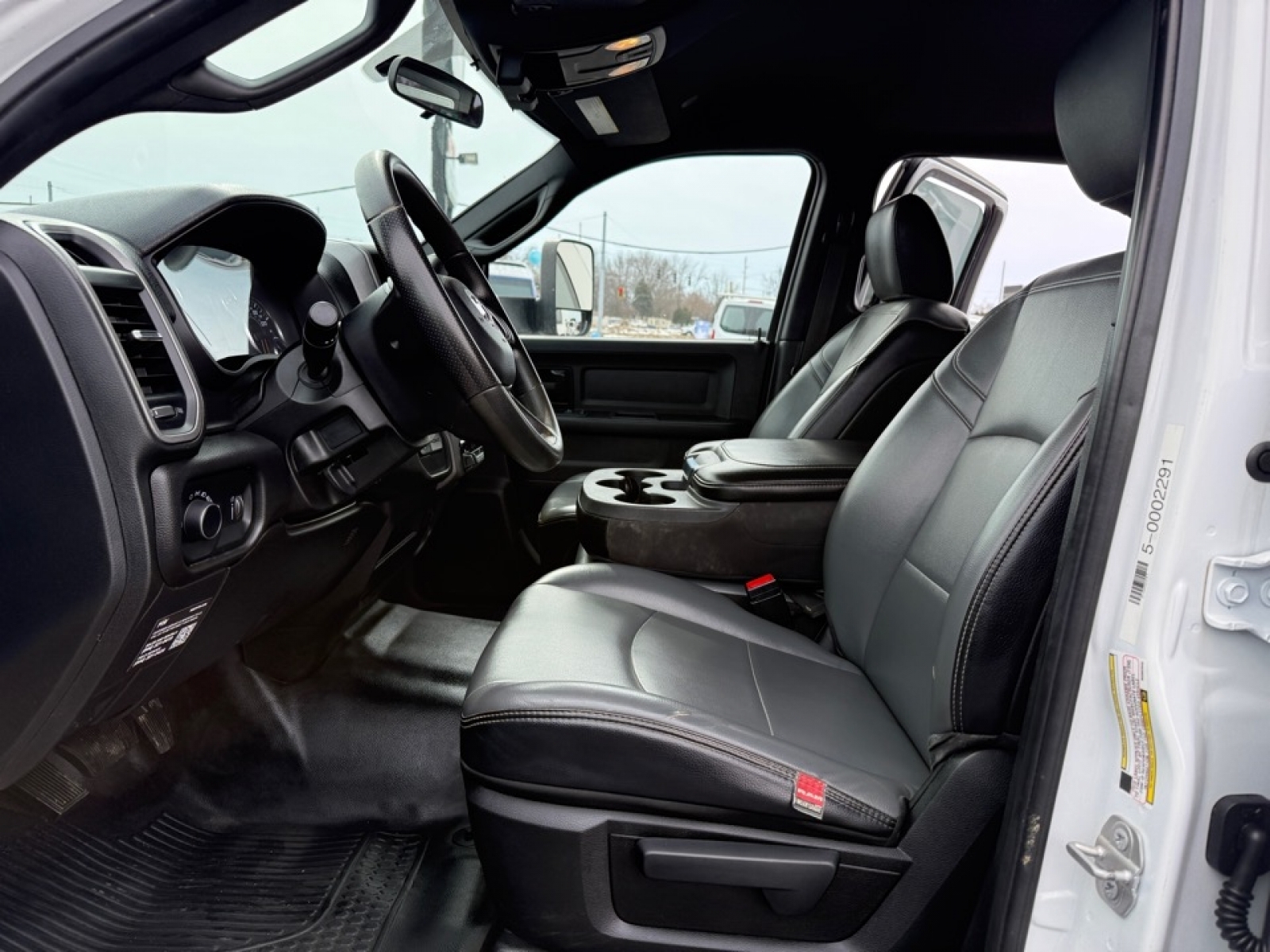 2021 Ram 5500 Chassis Tradesman/SLT/Laramie/Limited, 39542, Photo