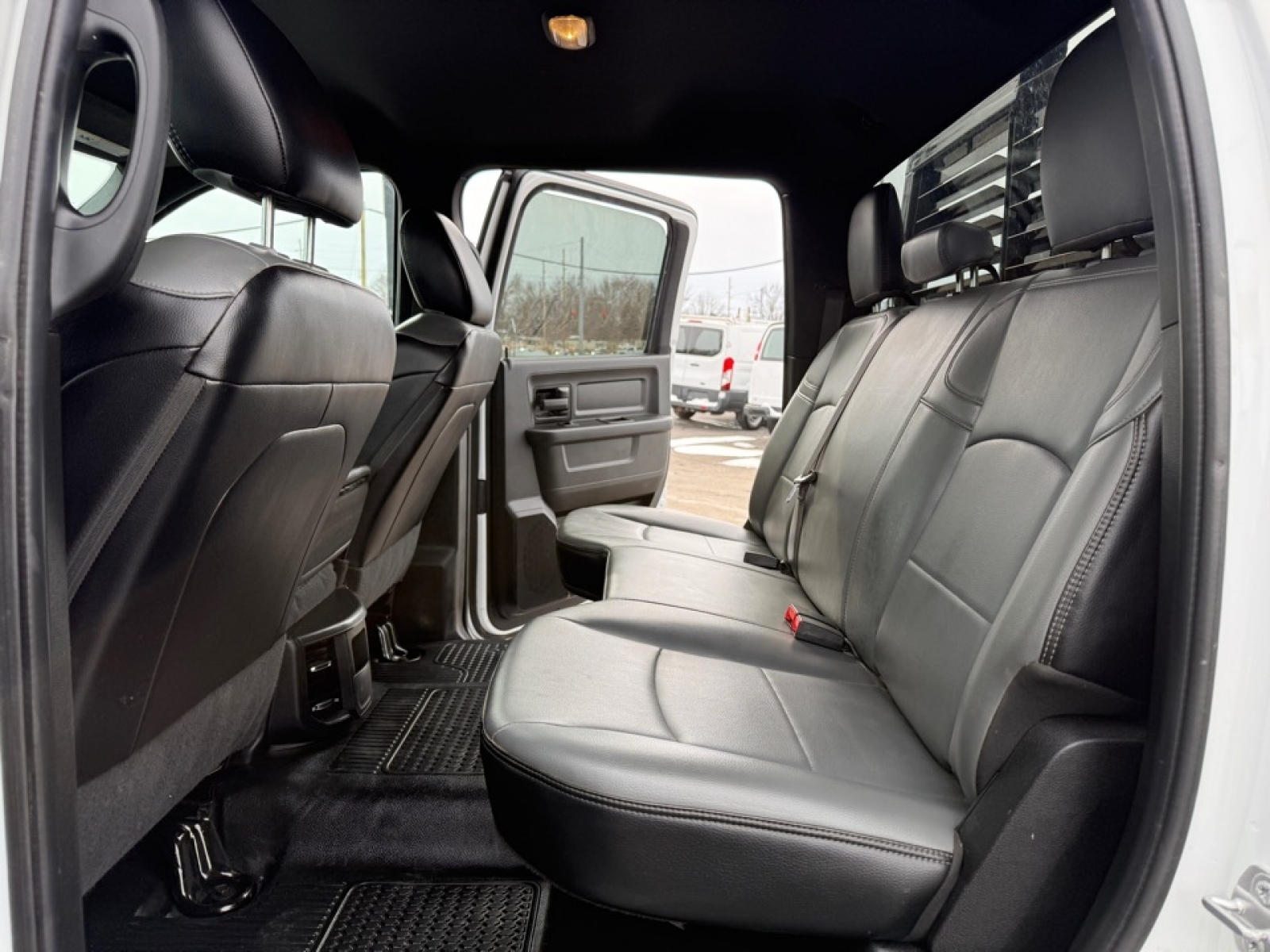 2021 Ram 5500 Chassis Tradesman/SLT/Laramie/Limited, 39542, Photo