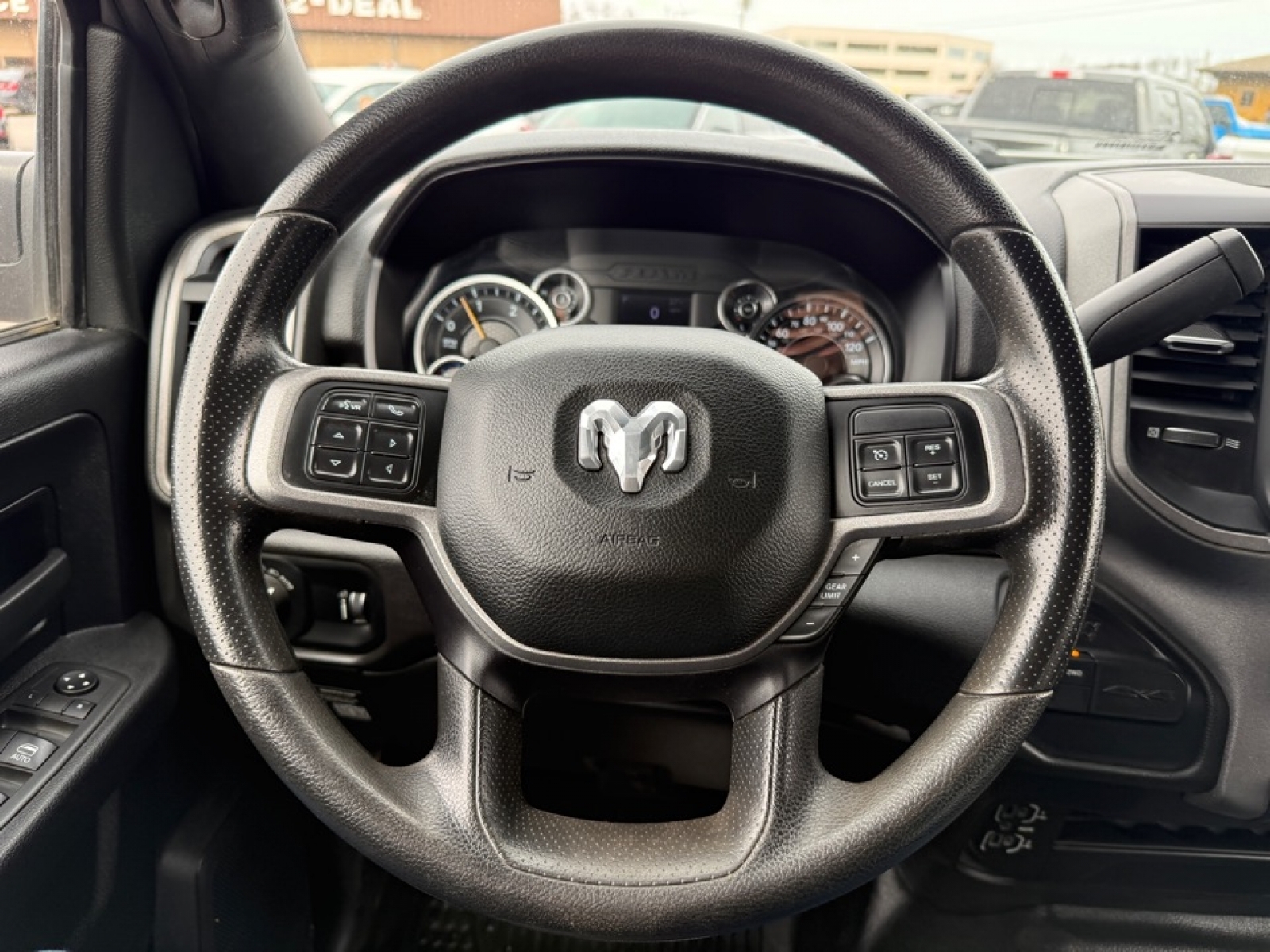 2021 Ram 5500 Chassis Tradesman/SLT/Laramie/Limited, 39542, Photo