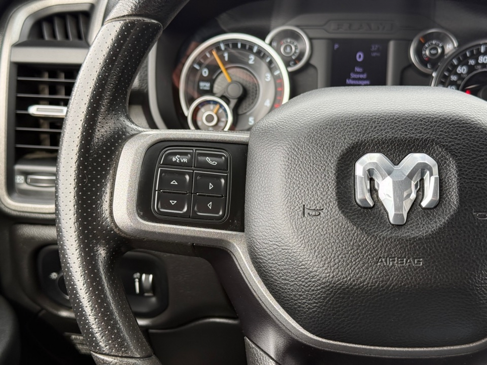 2021 Ram 5500 Chassis Tradesman/SLT/Laramie/Limited, 39542, Photo