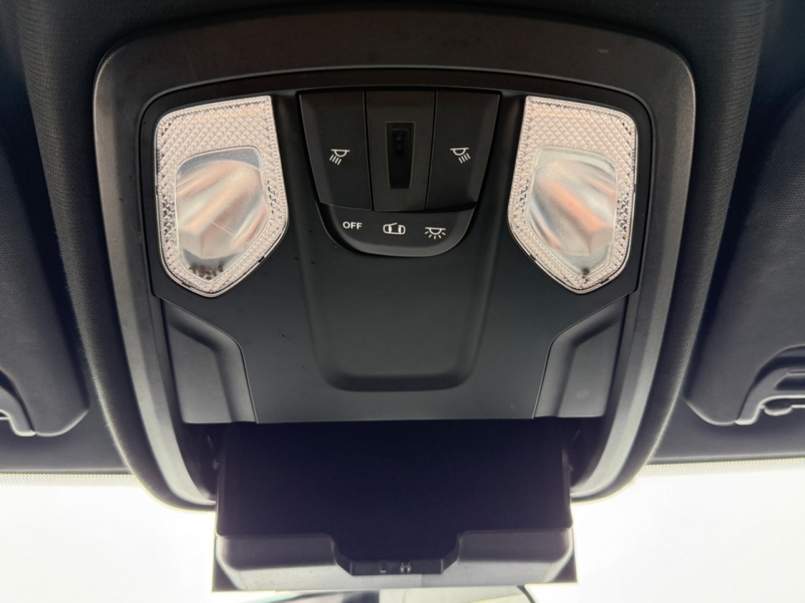 2021 Ram 5500 Chassis Tradesman/SLT/Laramie/Limited, 39542, Photo