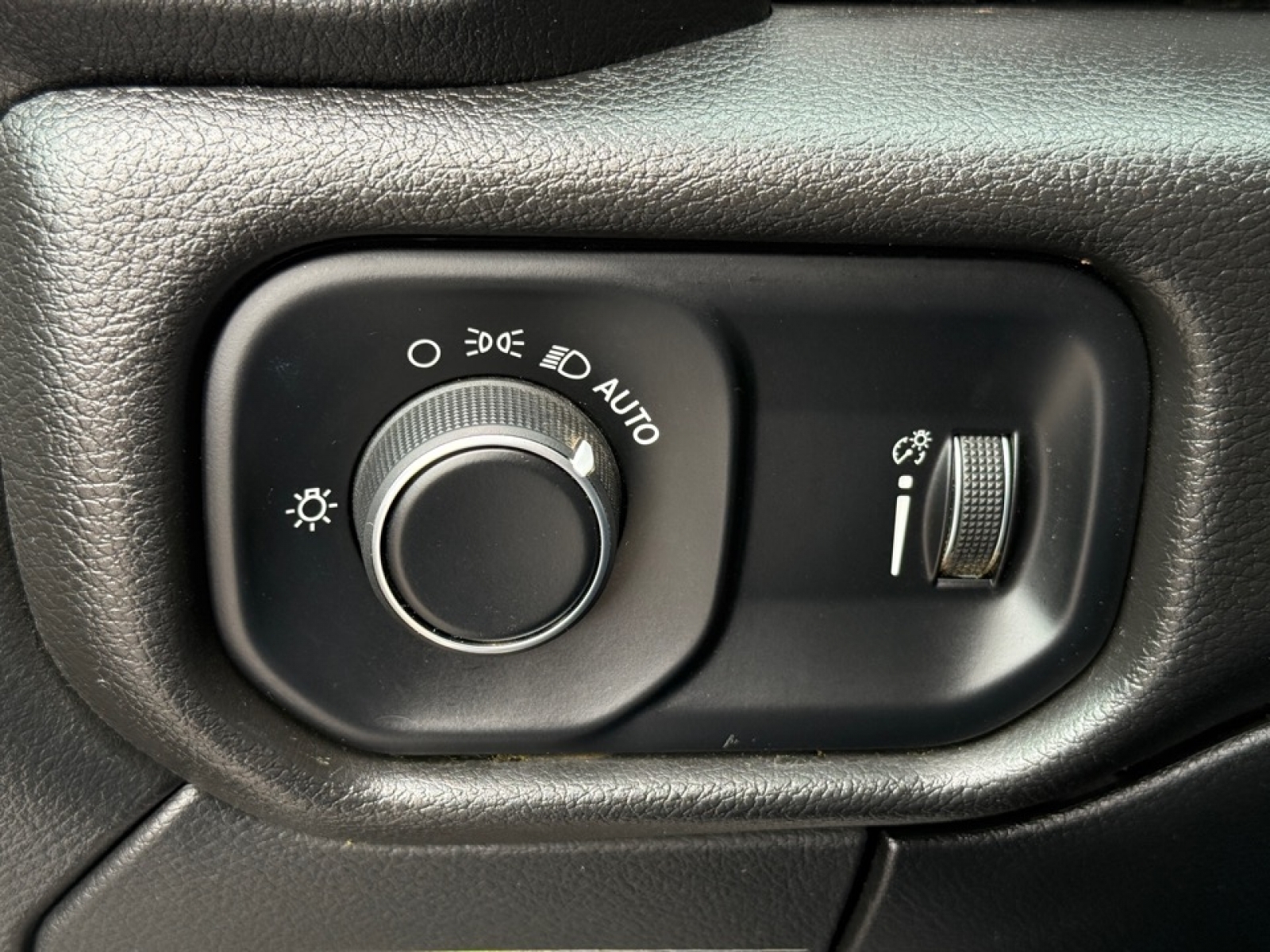 2021 Ram 5500 Chassis Tradesman/SLT/Laramie/Limited, 39542, Photo