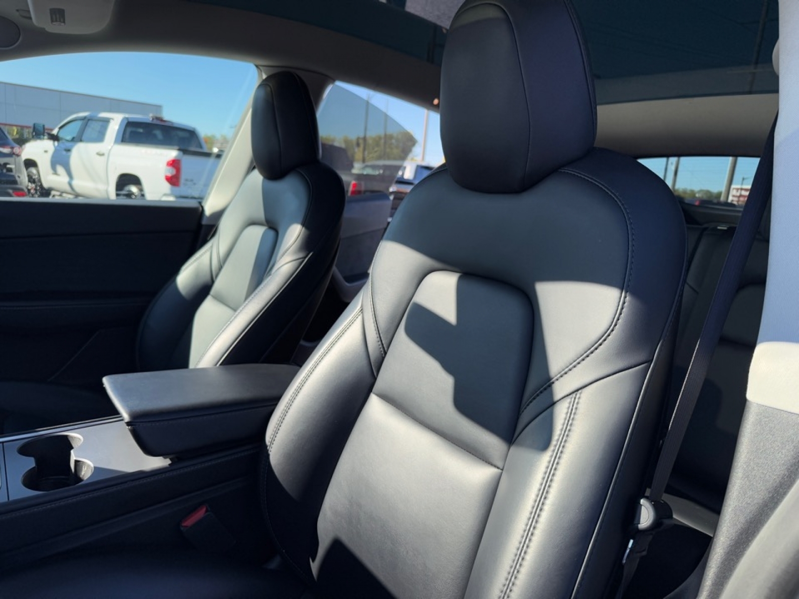 2021 Tesla Model Y Long Range Dual Motor All-Wheel Drive, 39033, Photo