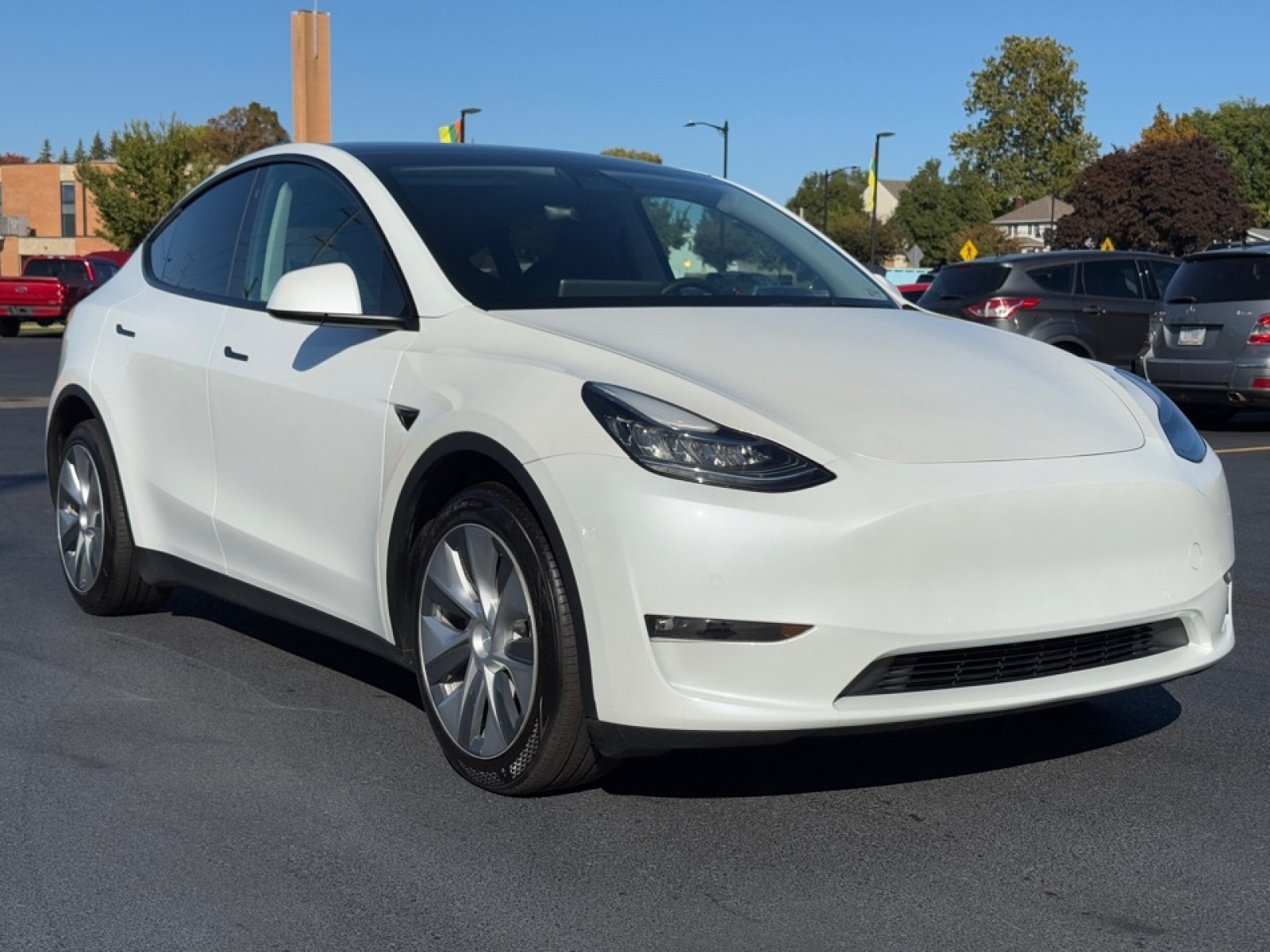 2021 Tesla Model Y Long Range Dual Motor All-Wheel Drive, 39033, Photo