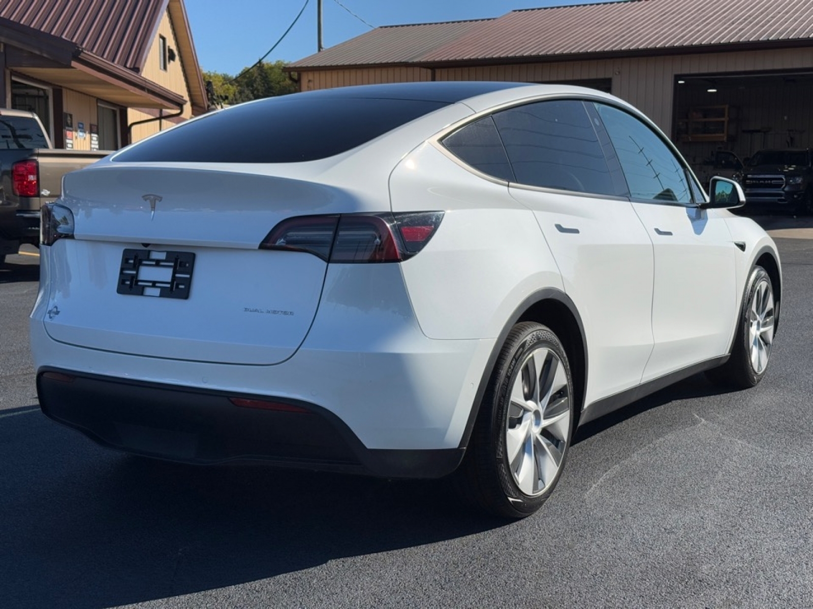 2021 Tesla Model Y Long Range Dual Motor All-Wheel Drive, 39033, Photo
