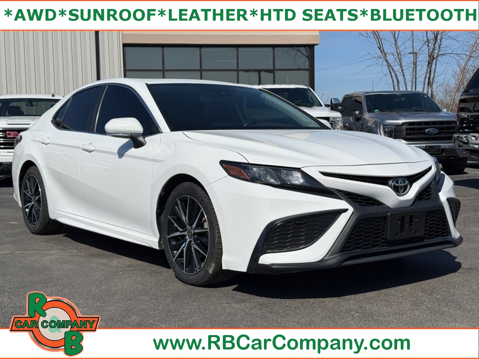 2022 Toyota Camry SE, 38216, Photo 1