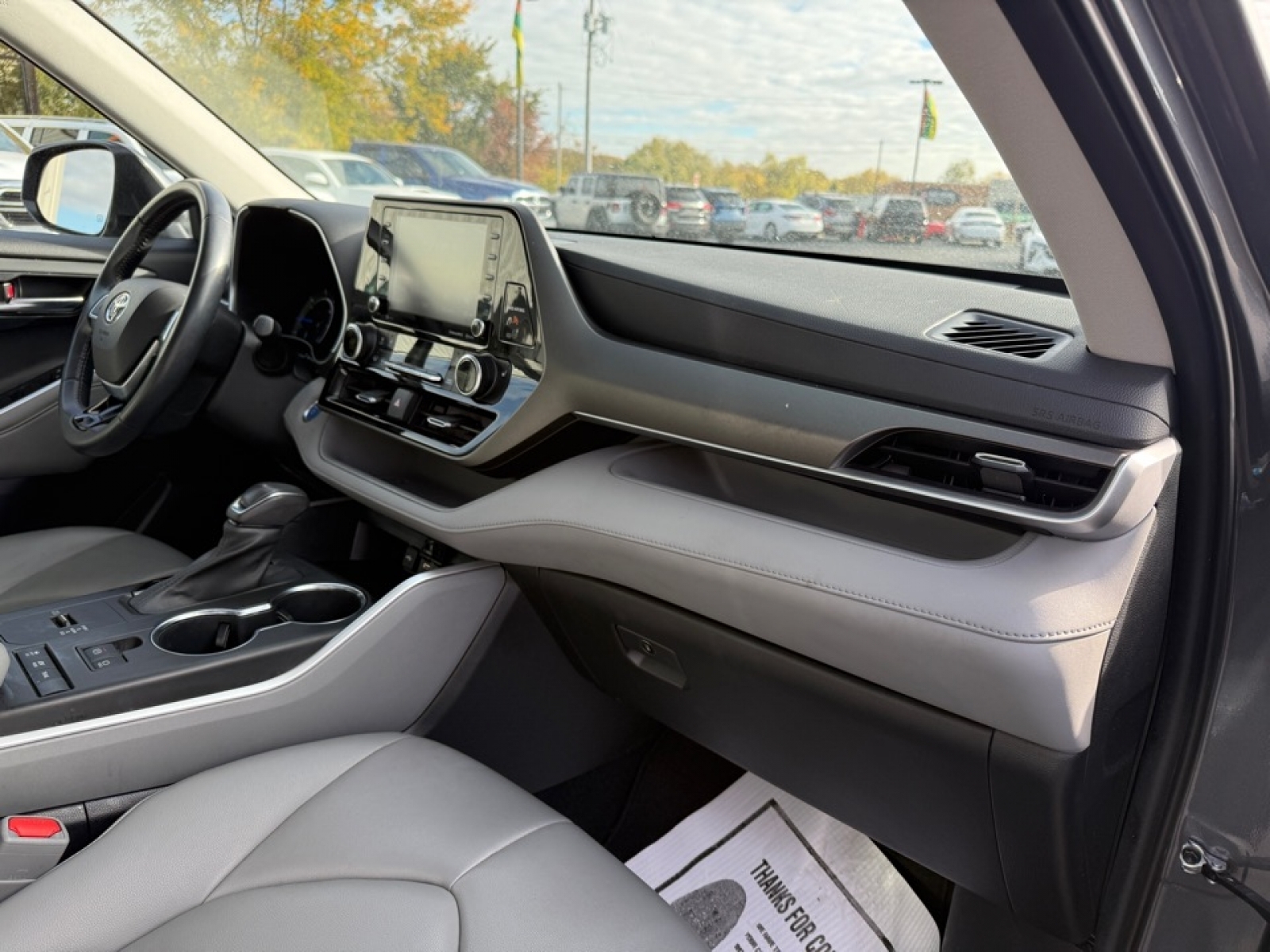 2021 Toyota Highlander Hybrid XLE, 39051, Photo