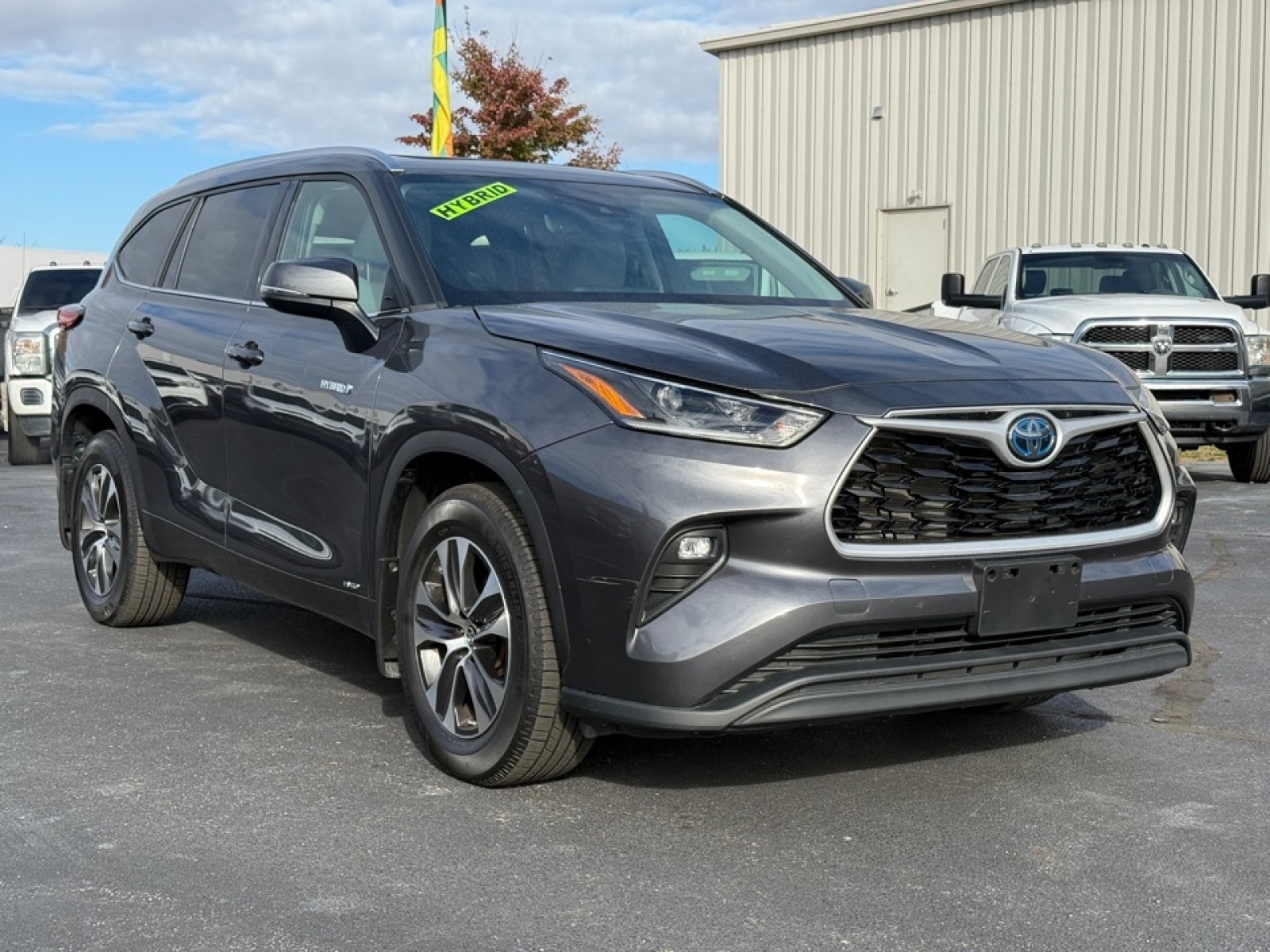 2021 Toyota Highlander Hybrid XLE, 39051, Photo