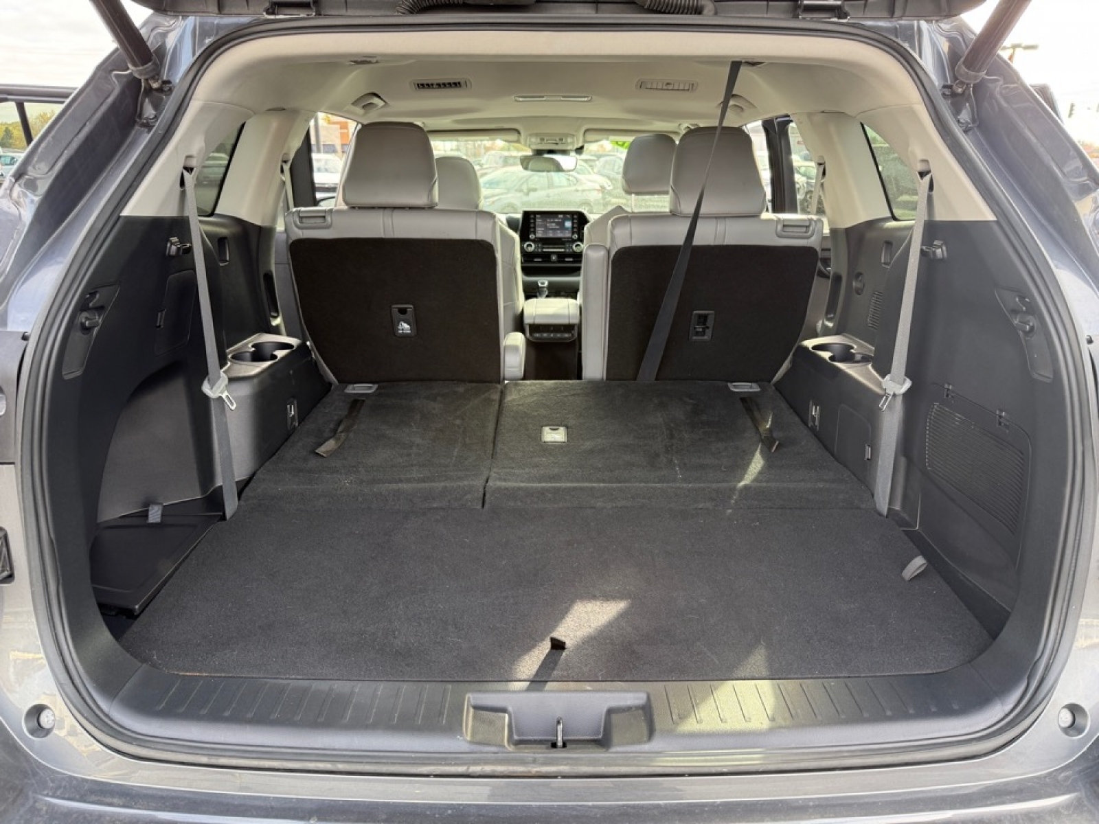 2021 Toyota Highlander Hybrid XLE, 39051, Photo