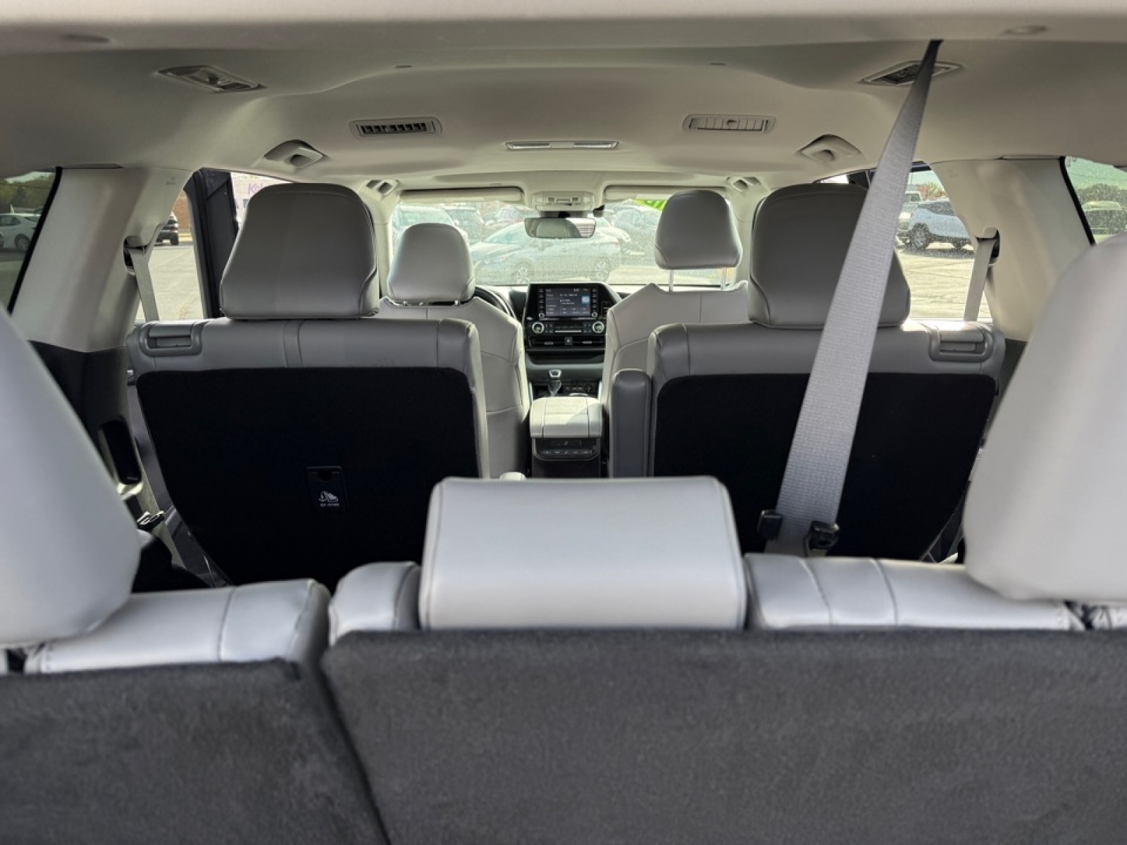 2021 Toyota Highlander Hybrid XLE, 39051, Photo